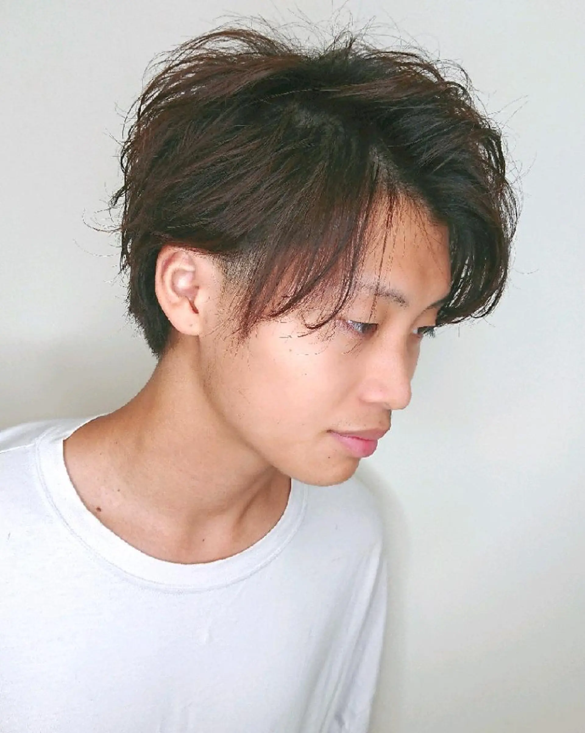 メンズ カラー パーマ ヘアアレンジ ツーブロック ブリーチ/ヘアケア/ 艶髪/イギチハルのヘアスタイル