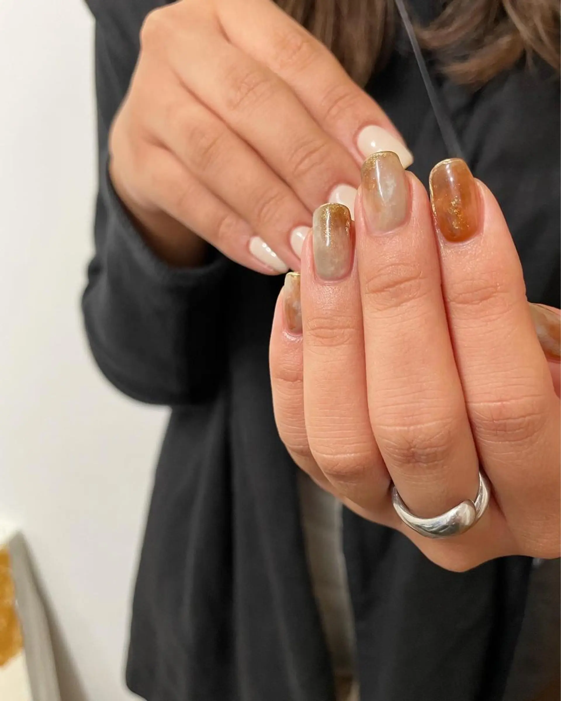 ネイル ワンカラーネイル ハンドネイル フットネイル kiii.__ ✴︎*のネイルデザイン