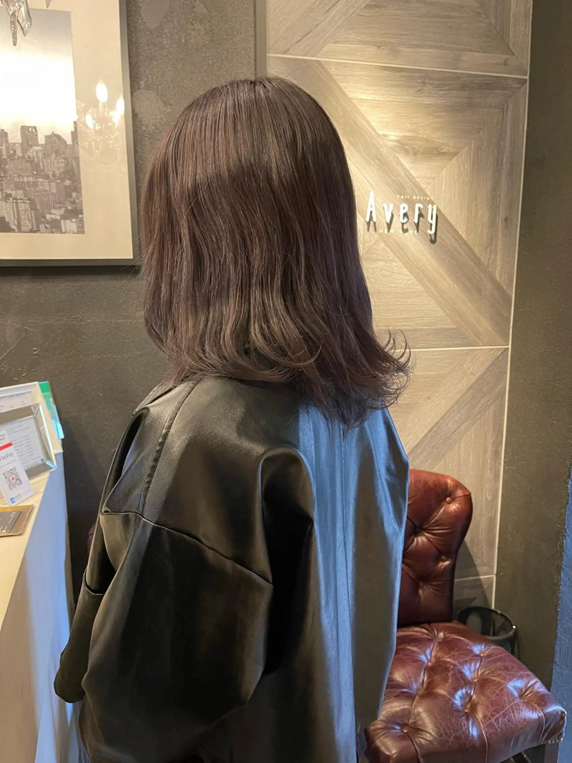 ミディアム カラー グレージュ ラベンダーカラー ラベンダーグレージュ ラベンダーグレー カット ヘアカラー トリートメント Avery SHINのヘアスタイル