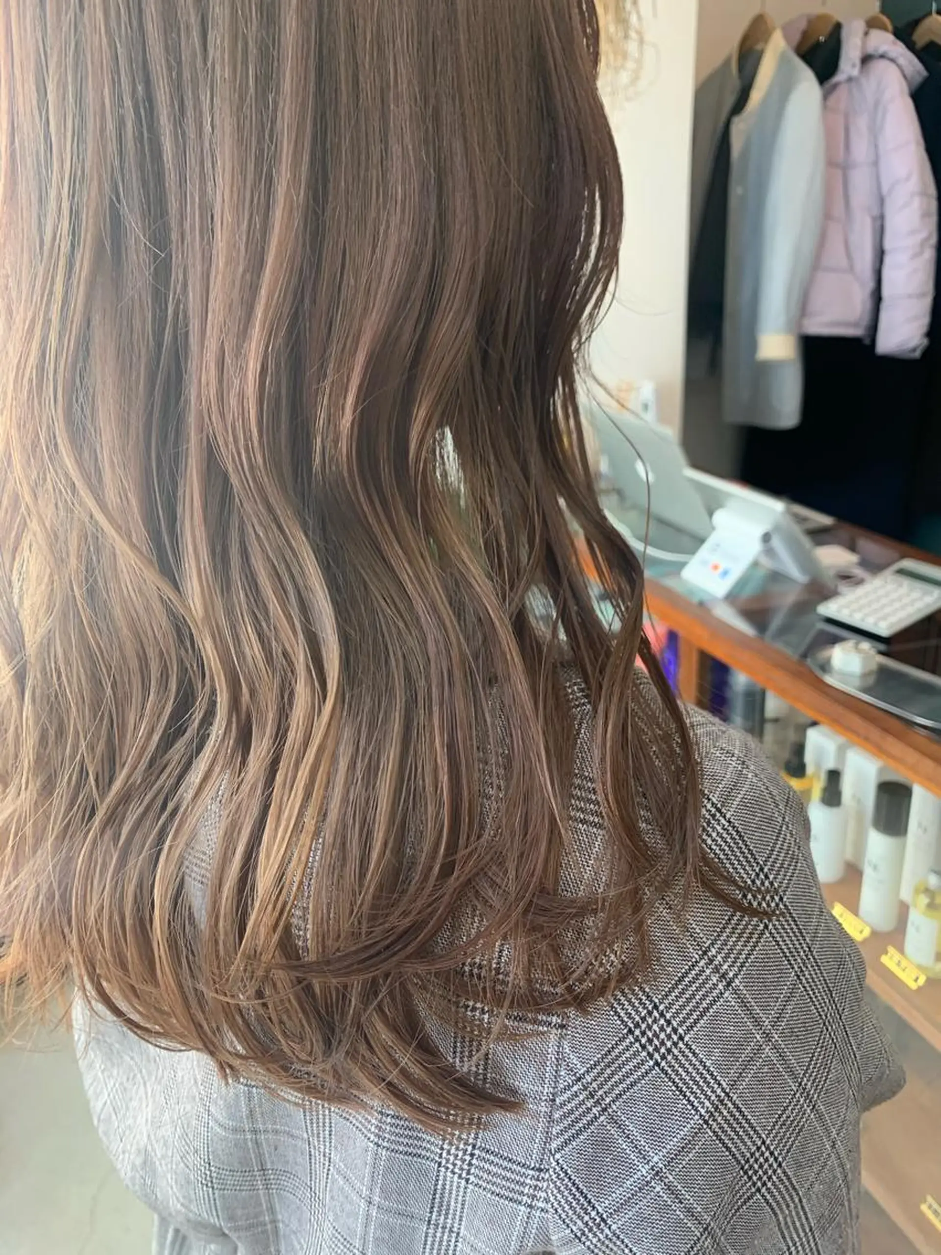 ロング カラー ベージュカラー ダブルカラー ミルクティーベージュ 名駅🦢大人艶カラー 🪽カミヤアカネのヘアスタイル