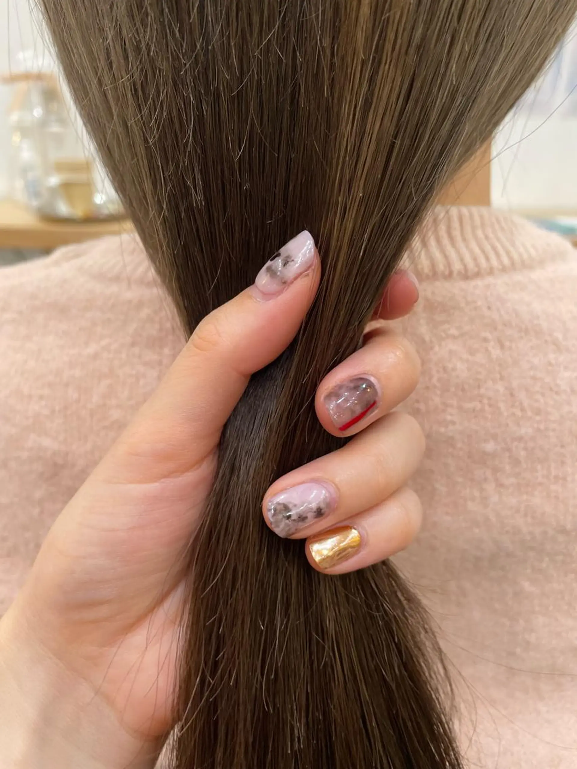 ロング カラー 高梨 菜々のヘアスタイル