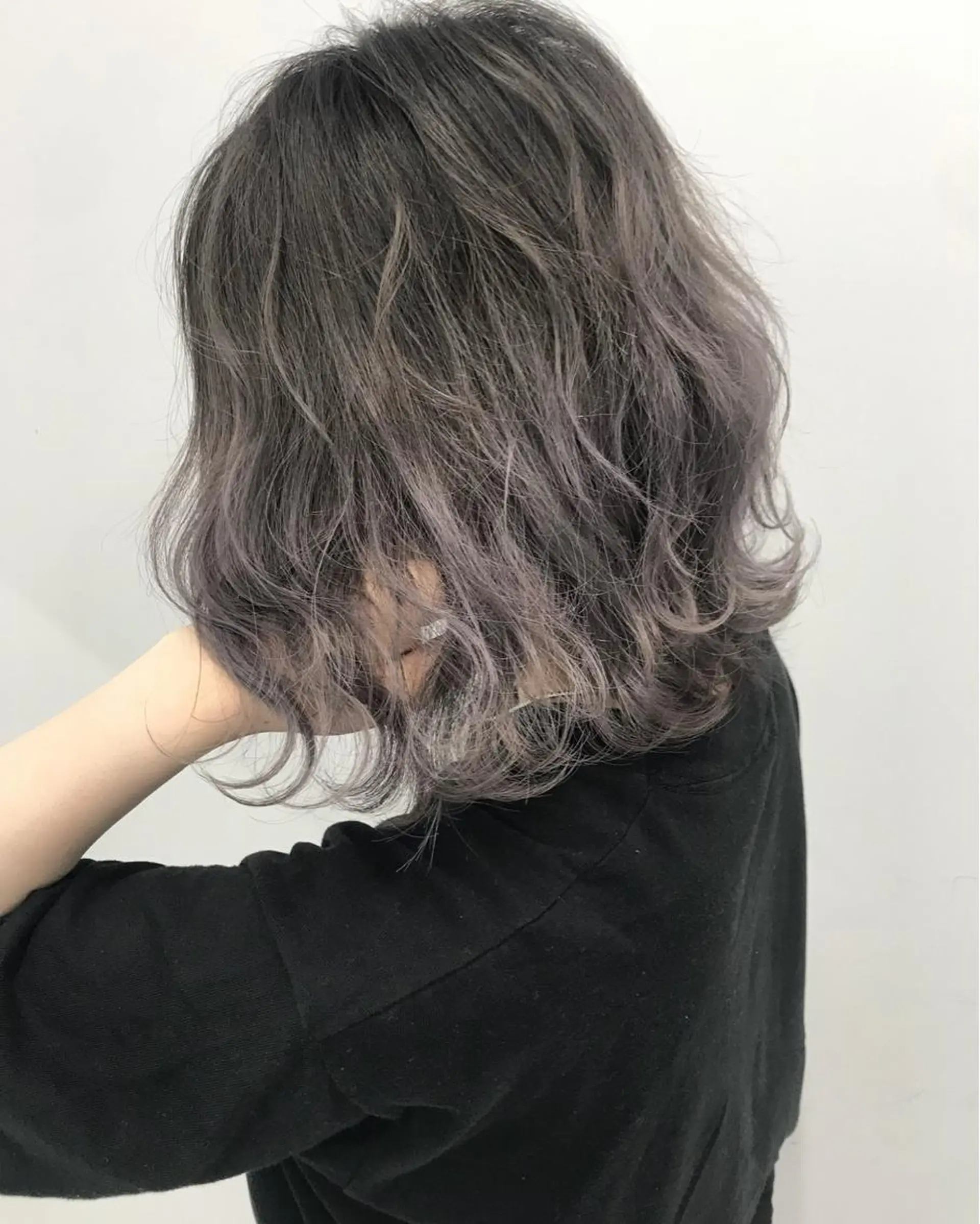 ミディアム カラー ヘアアレンジ 【公式】amble luxe池袋東口🩷のヘアスタイル