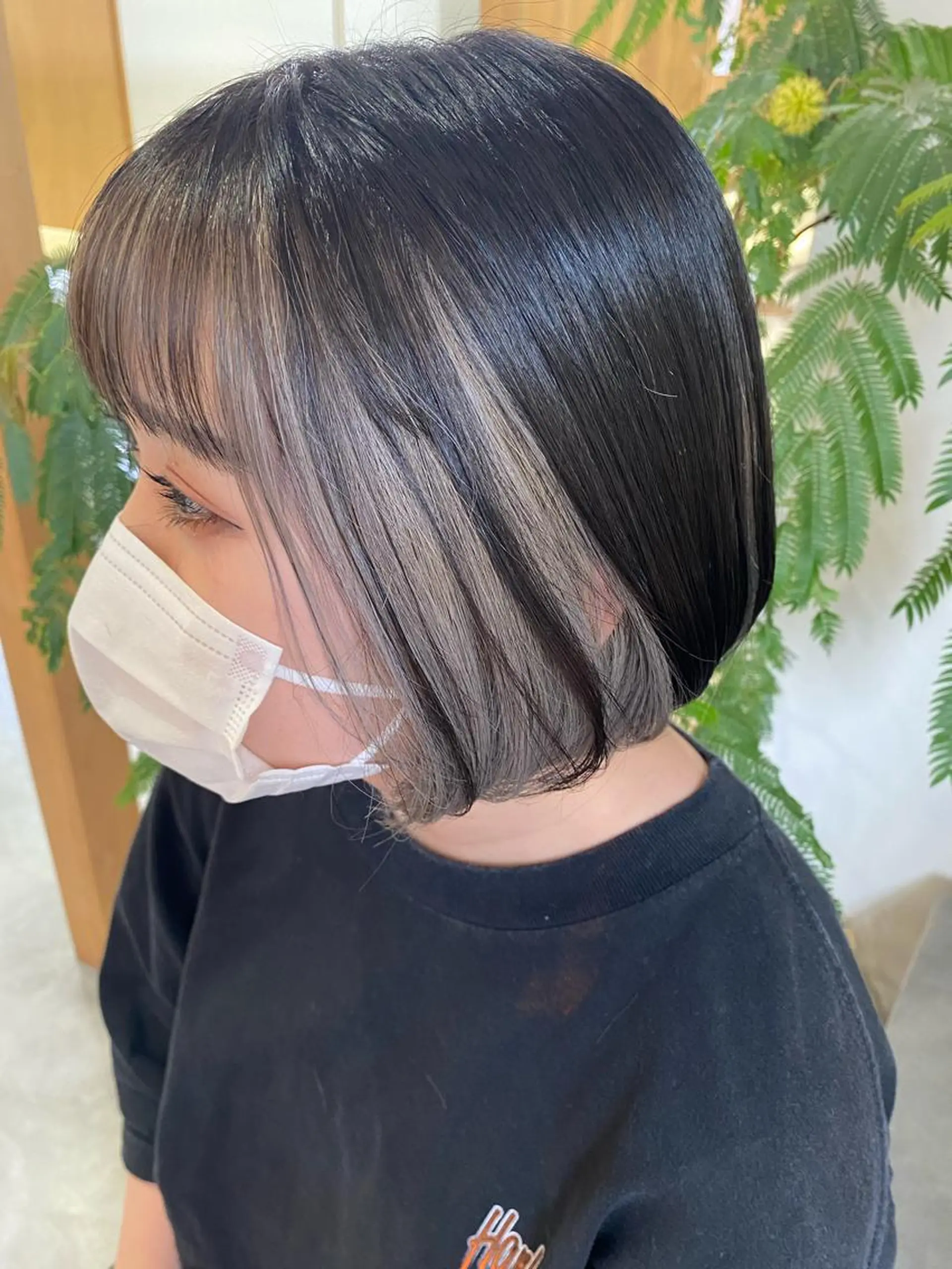 カラー 黒髪 ブリーチ ブルーカラー ブルーブラック シルバー ヘアカラー fulam所属・MIKU ／fulamのヘアスタイル