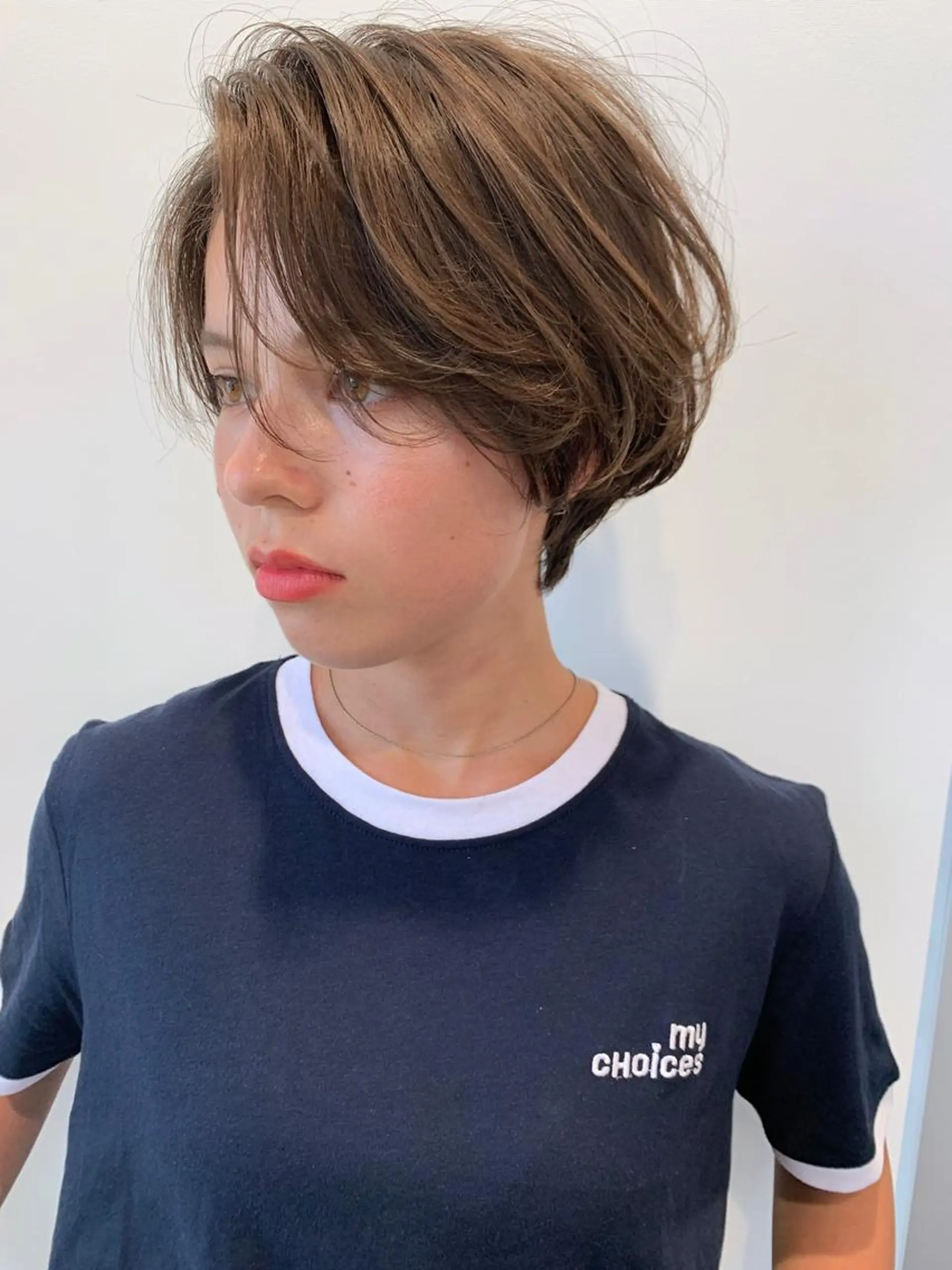 ショート カラー ヘアカラー トリートメント 柔らか透け感カラー 🌿ムロヤリョウスケのヘアスタイル