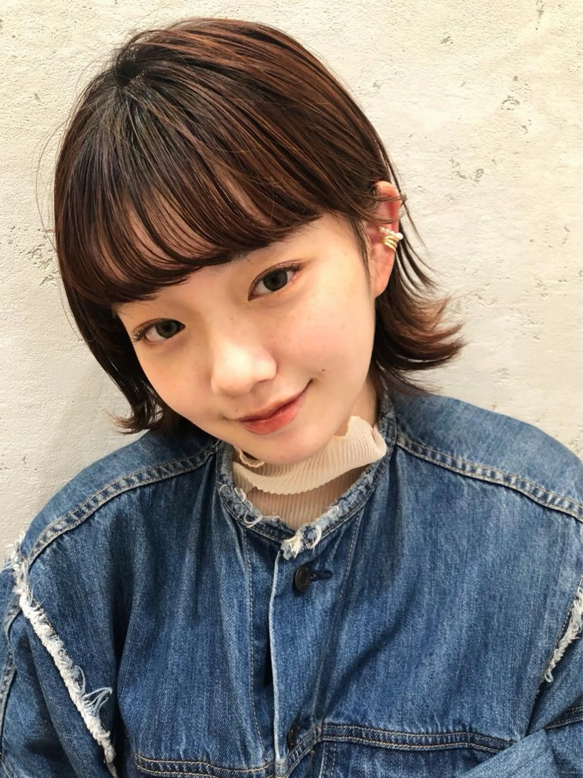 ミディアム ミディアムパーマ カット パーマ トリートメント 透明感カラー│ レイヤーヘア中居美樹のヘアスタイル