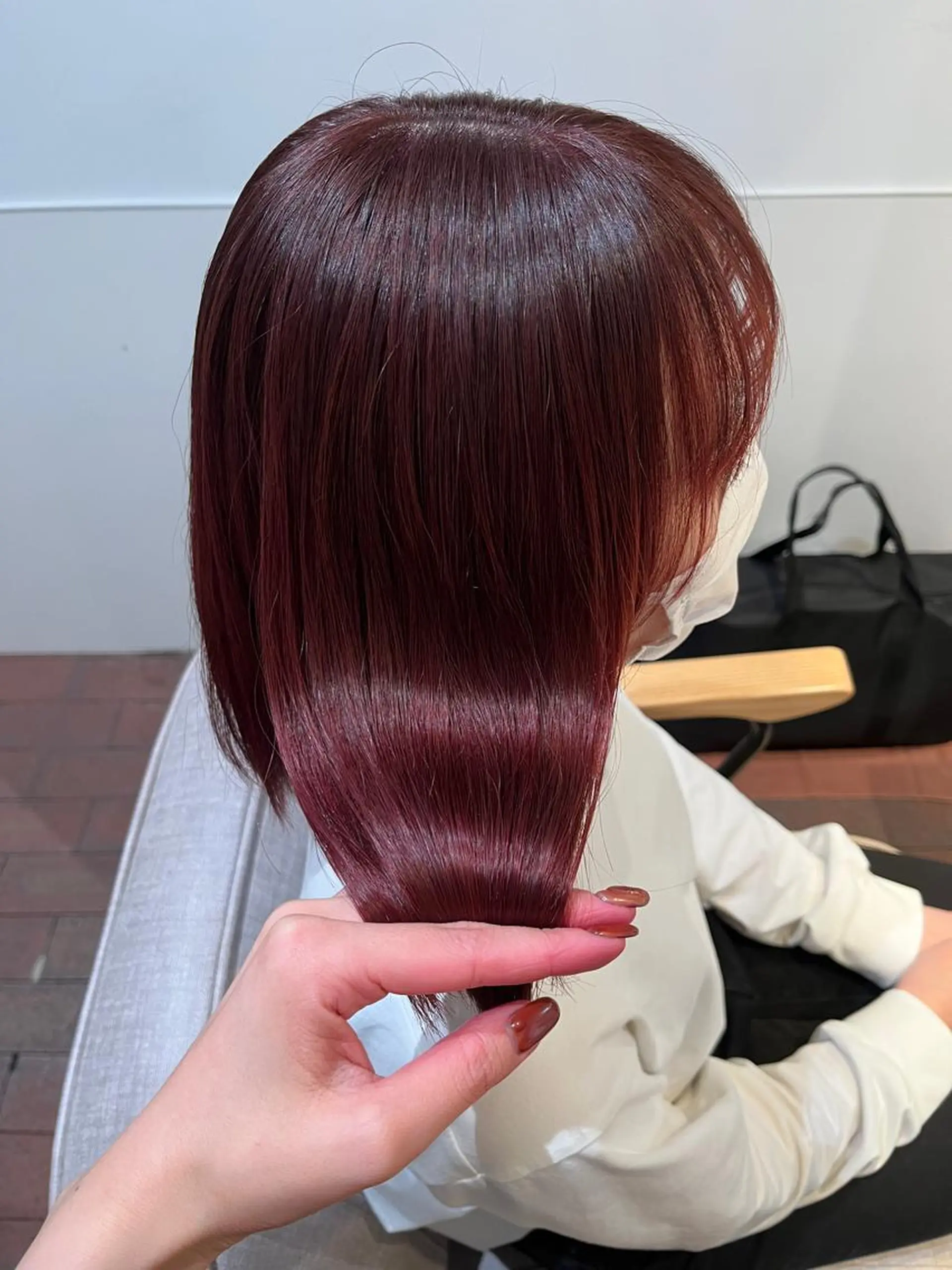 ミディアム カラー ブリーチ ブリーチなしカラー ピンクカラー カット ヘアカラー トリートメント 片岡 由依のヘアスタイル