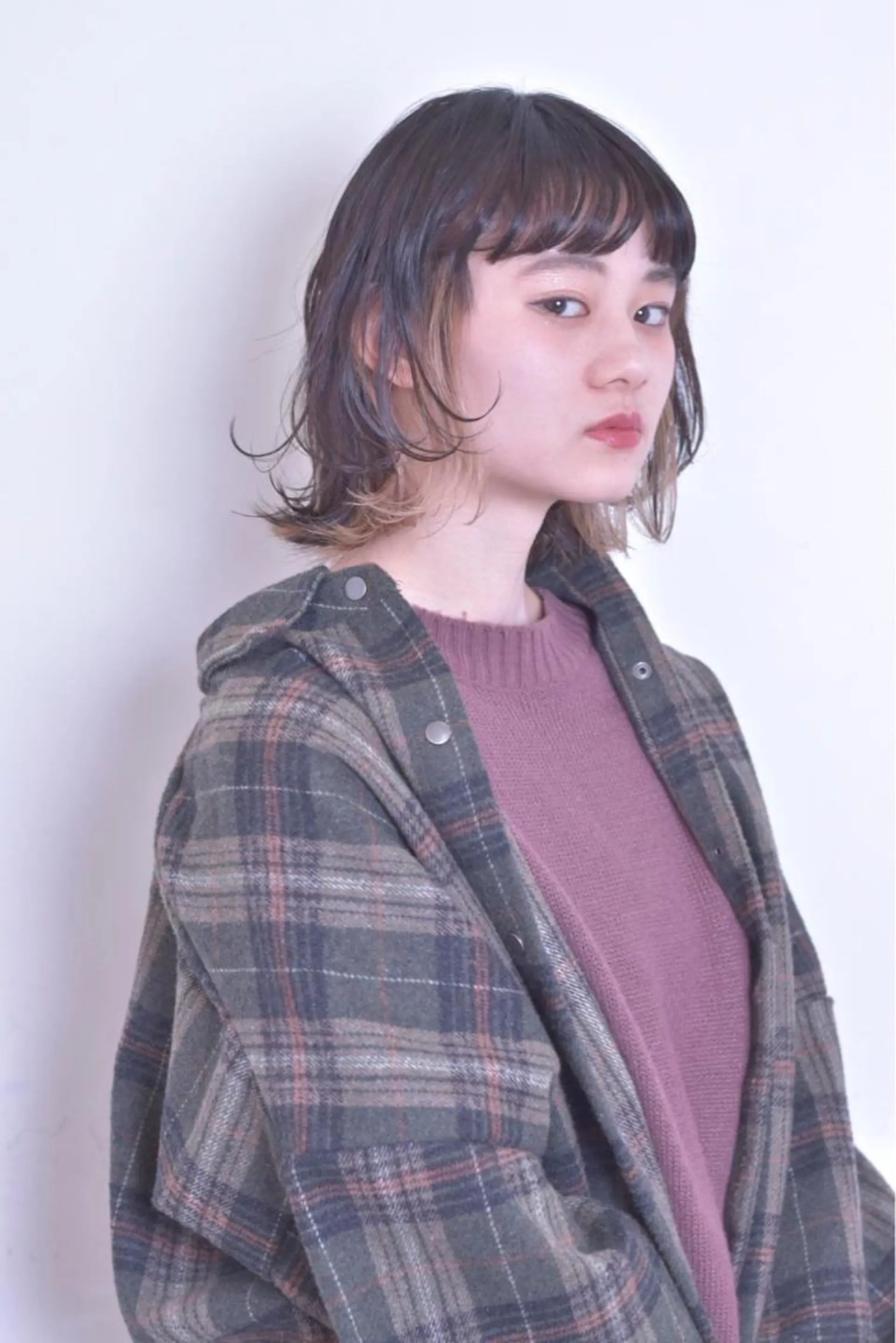 ミディアム パーマ クロスパーマ× 透明感カラー✂︎のヘアスタイル