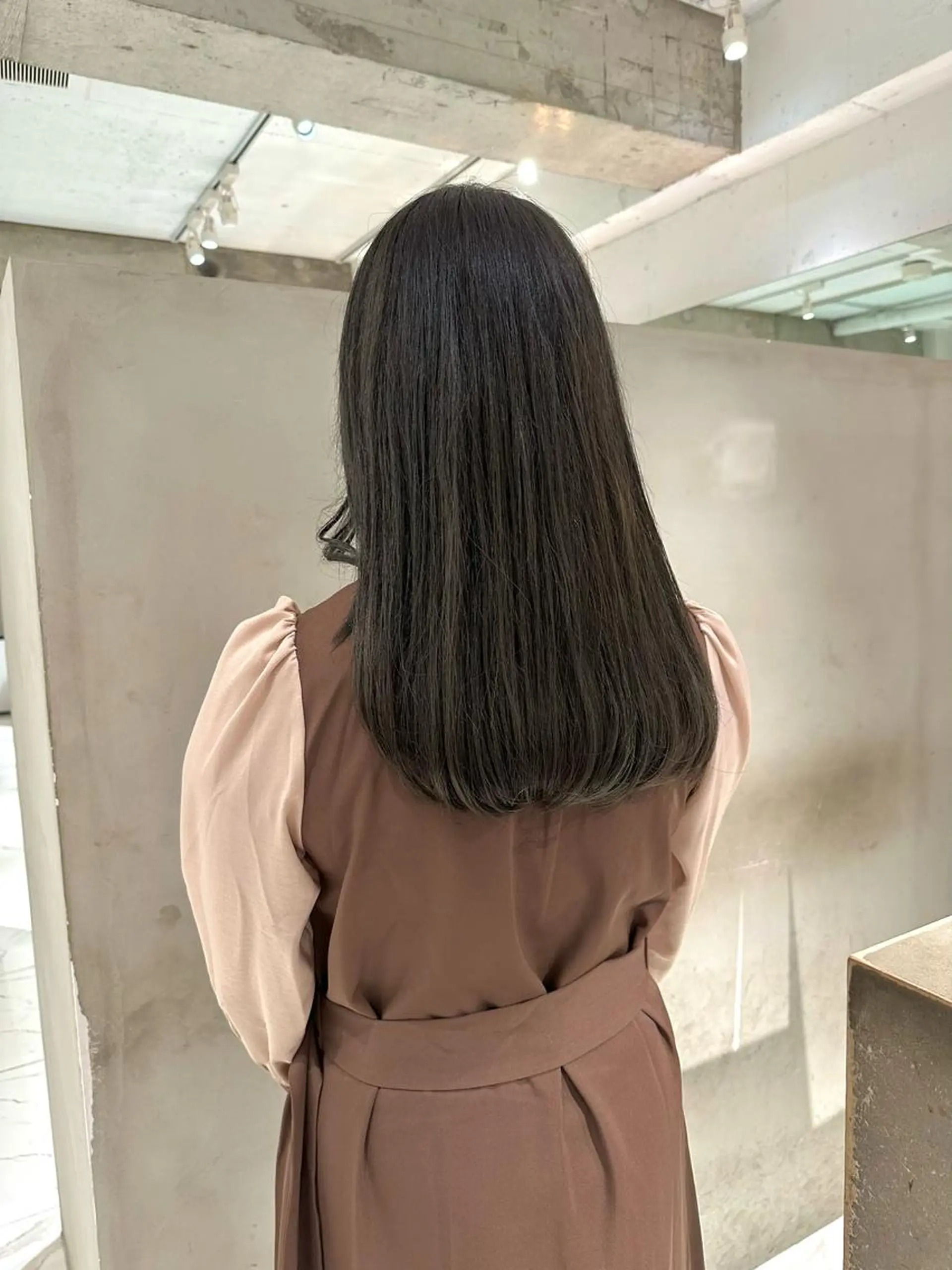 ロング カラー 榎本 健太のヘアスタイル