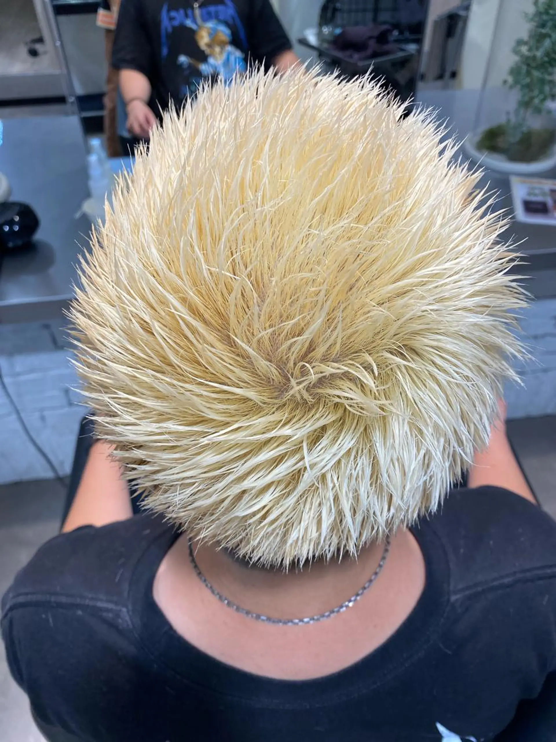 メンズ 前田 輝のヘアスタイル