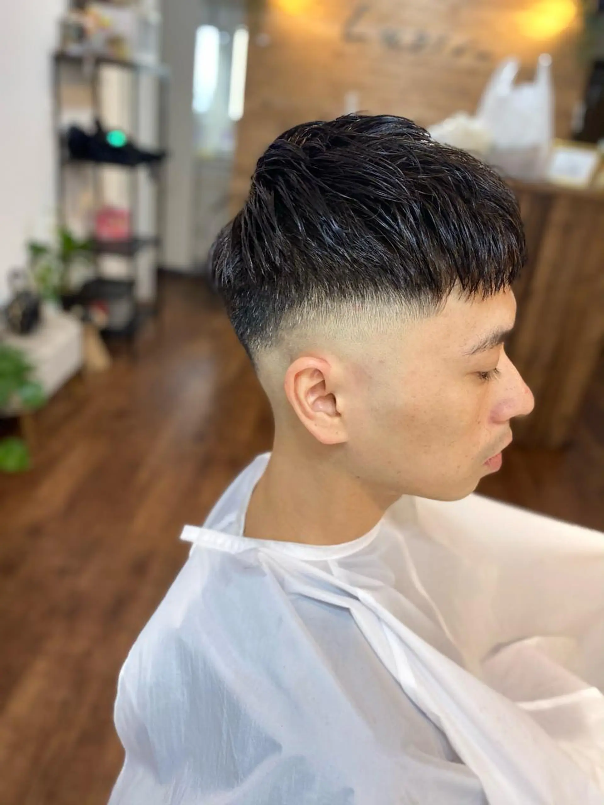 ショート メンズ フェードカット スキンフェード Luzir⭐︎ GEN⭐︎のヘアスタイル