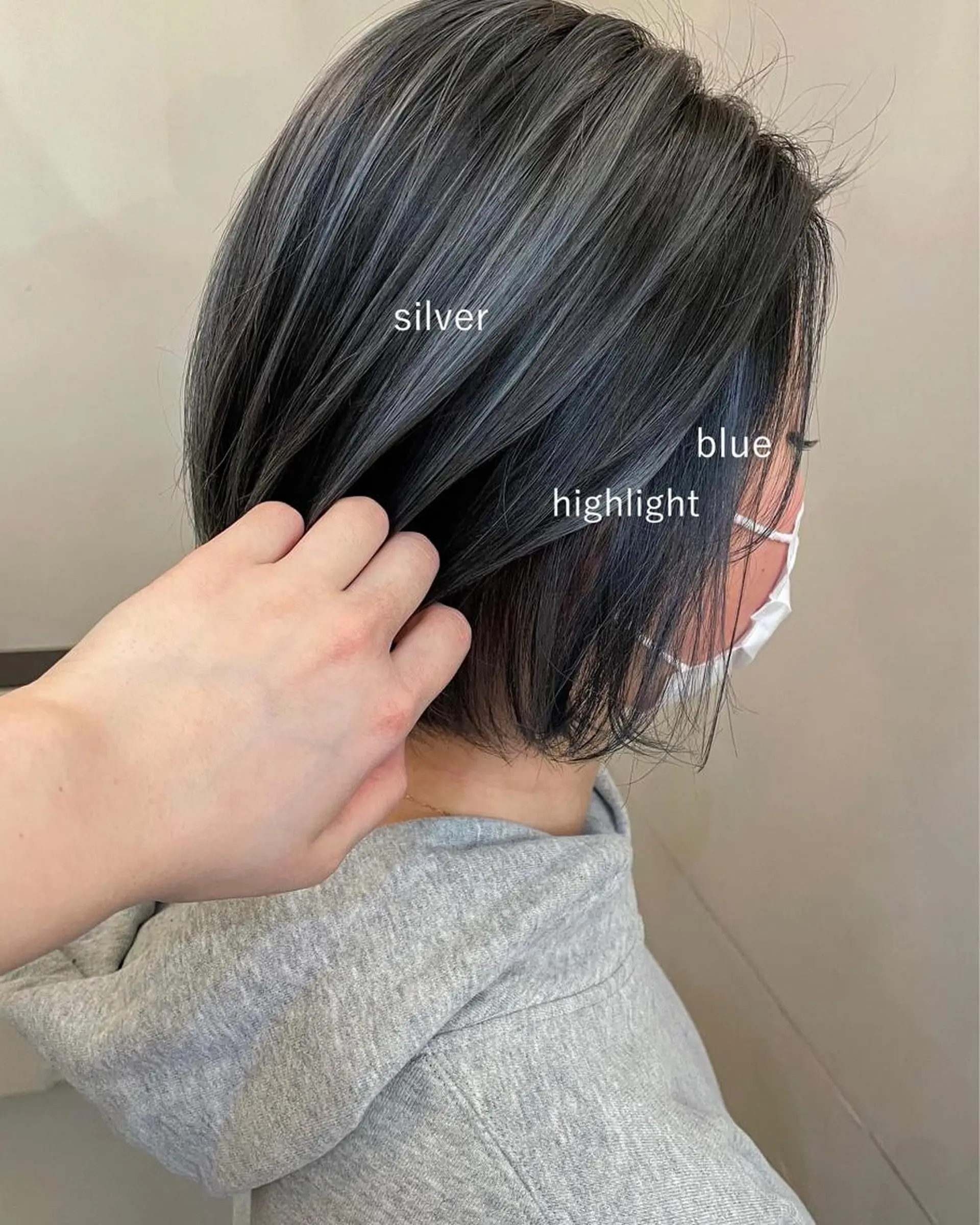 ショート カラー ブルーカラー ハイライトカラー ハイライト ボブ ブリーチ/miinaのヘアスタイル