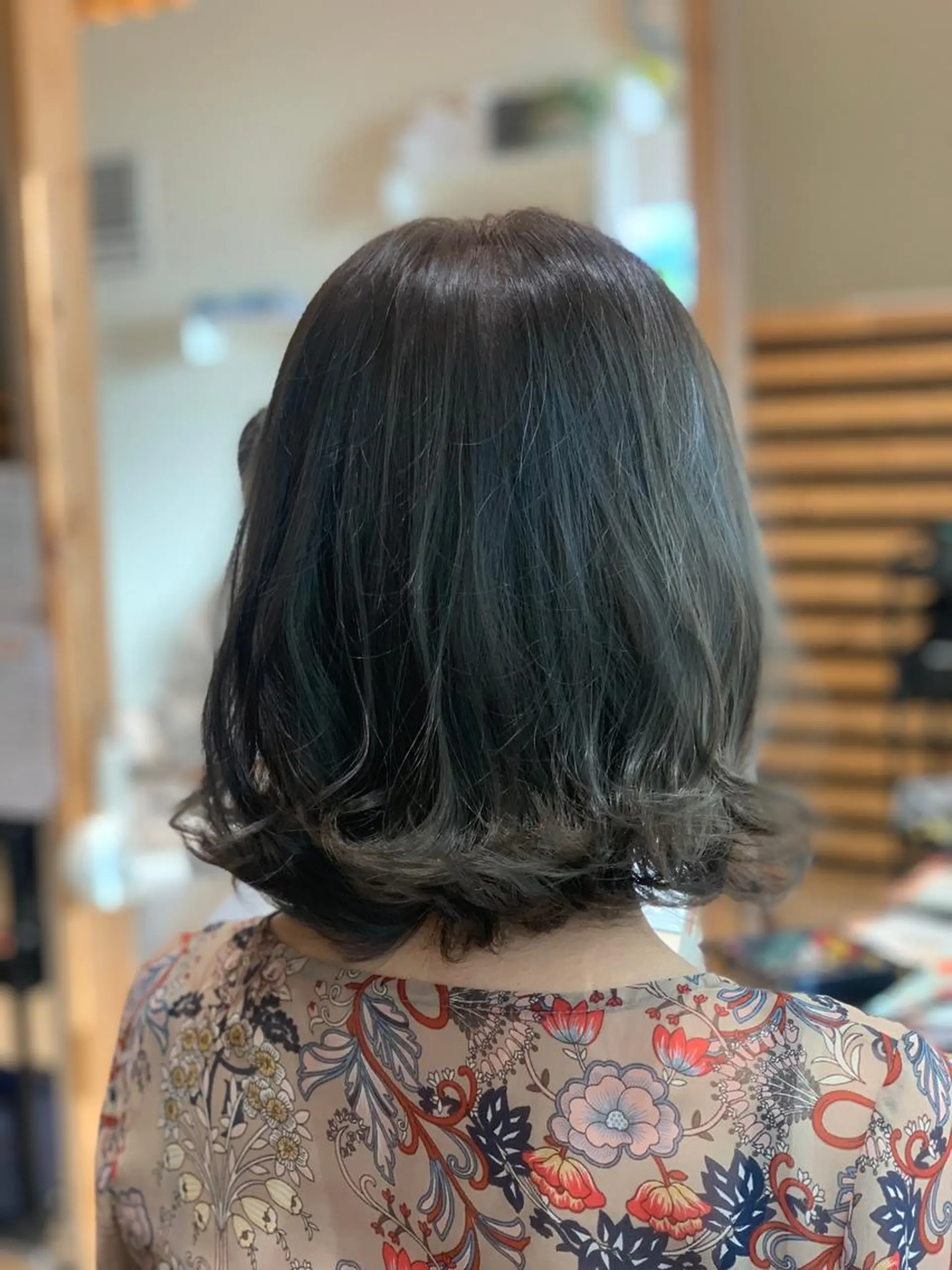 ミディアム カラー 関口 友行のヘアスタイル