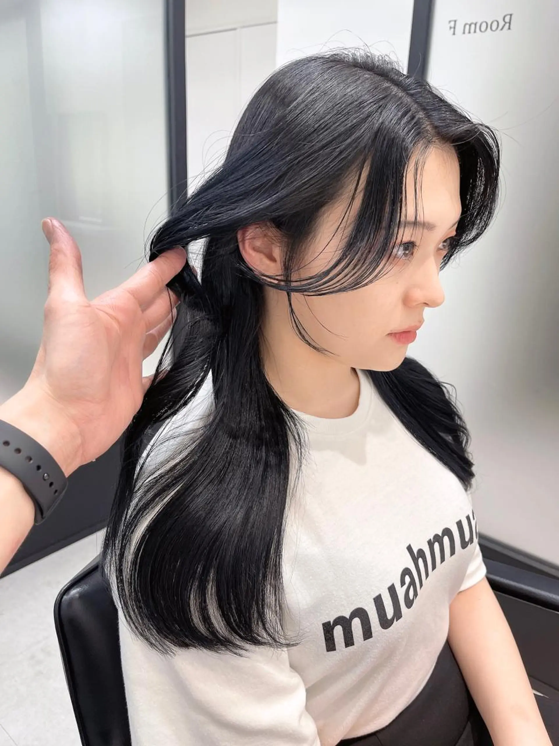 ロング カット ヘアカラー トリートメント 韓国レイヤーカット 髪質改善▫️水野有真のヘアスタイル
