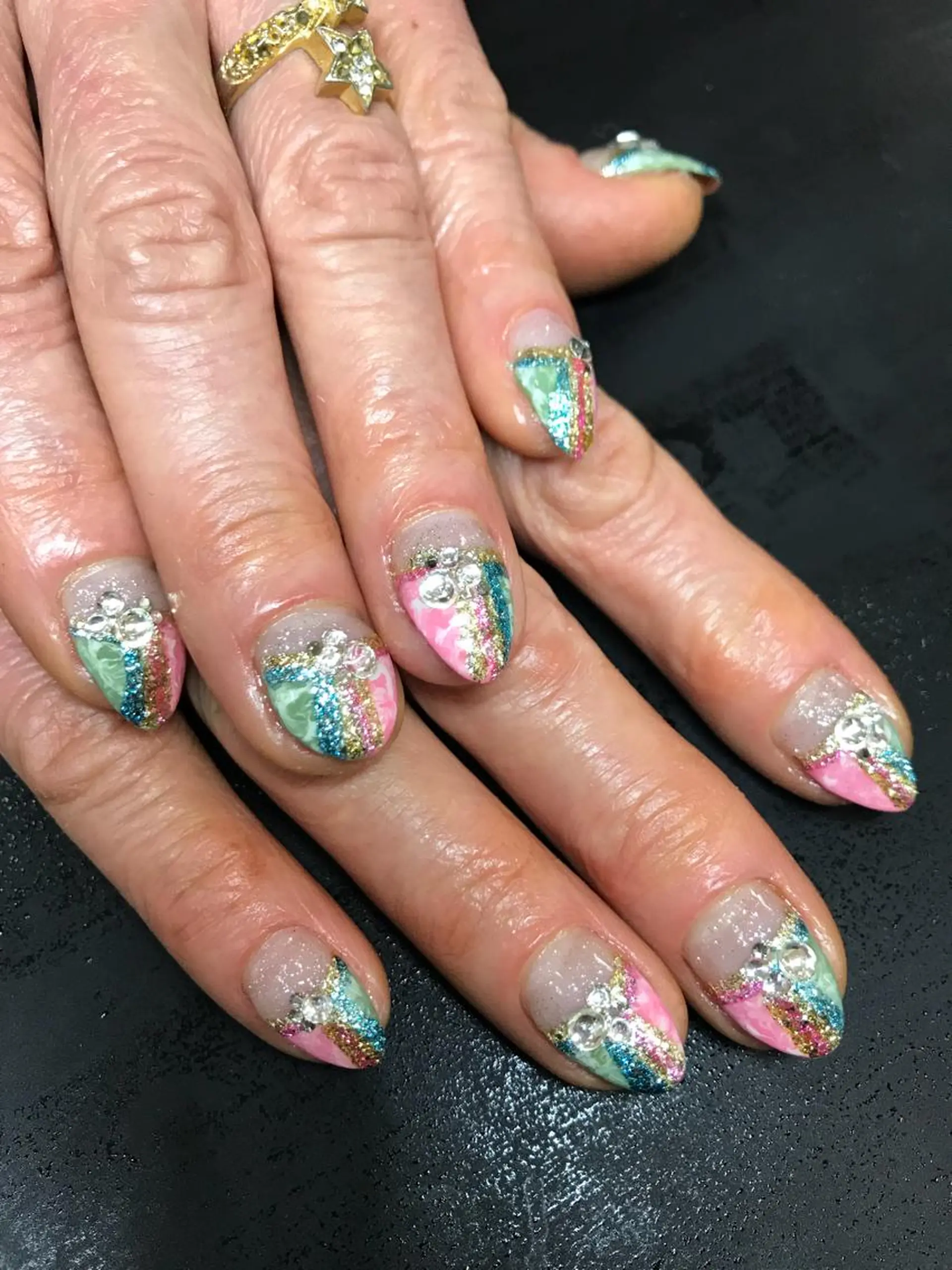 ネイル ハンドネイル 仲谷 つかさのエステ・リラクイメージ