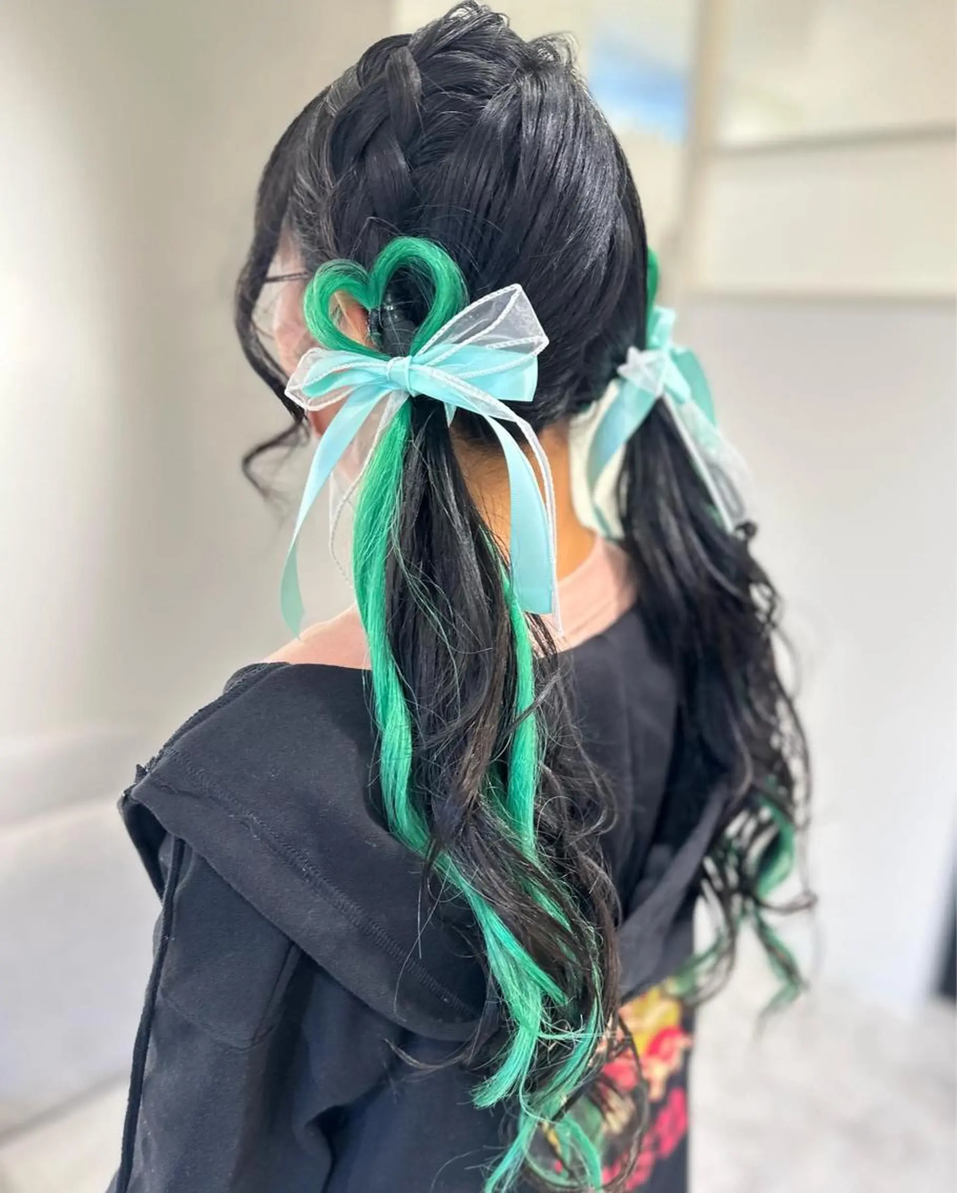 ロング エクステ ヘアセット 荒木 ひろかのヘアスタイル