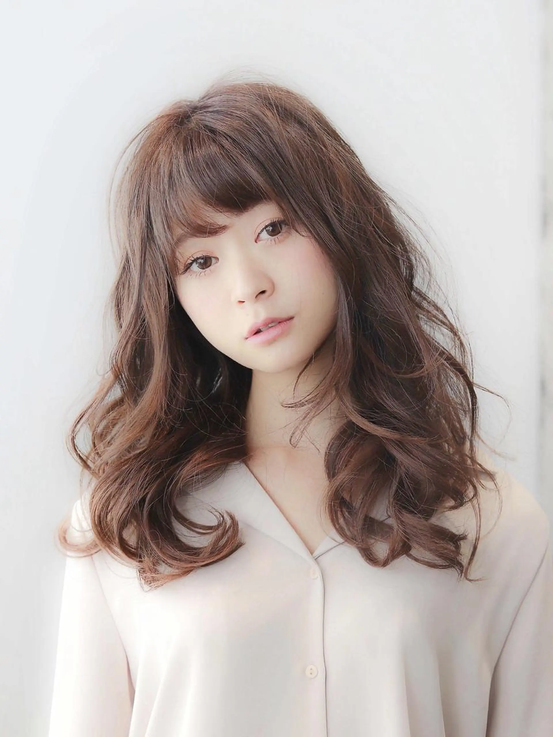 ロング カラー バレイヤージュ 黒髪 グラデーションカラー グレージュ ハイライトカラー カット ヘアカラー トリートメント 髪質改善🌈縮毛矯正 荻原　達矢のヘアスタイル