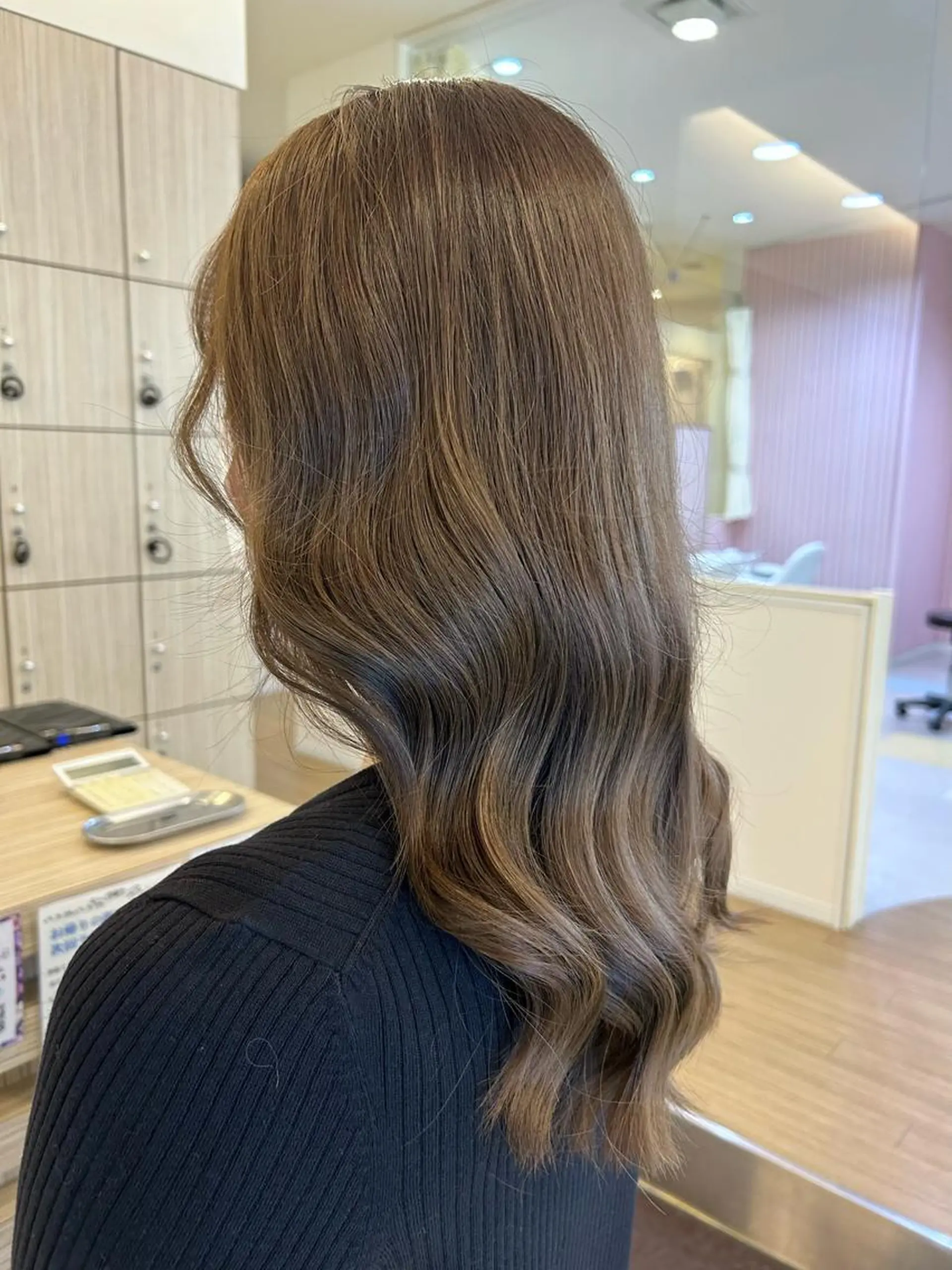 セミロング カラー ベージュカラー 透明感カラー 板倉　花連 💌リピーター様へ↓のヘアスタイル