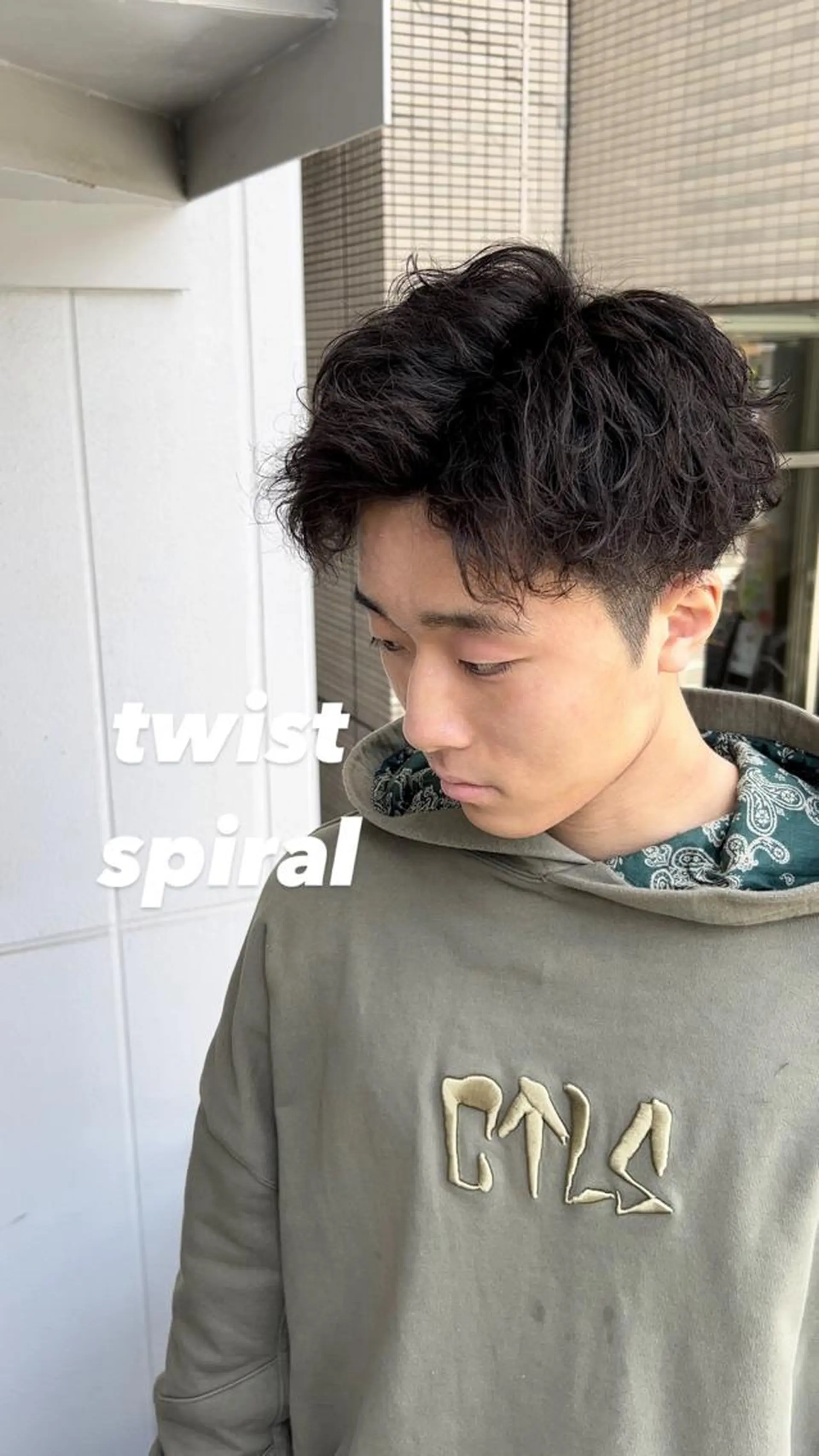 パーマ メンズ 曲がる縮毛矯正 LIBER 　岩名のヘアスタイル