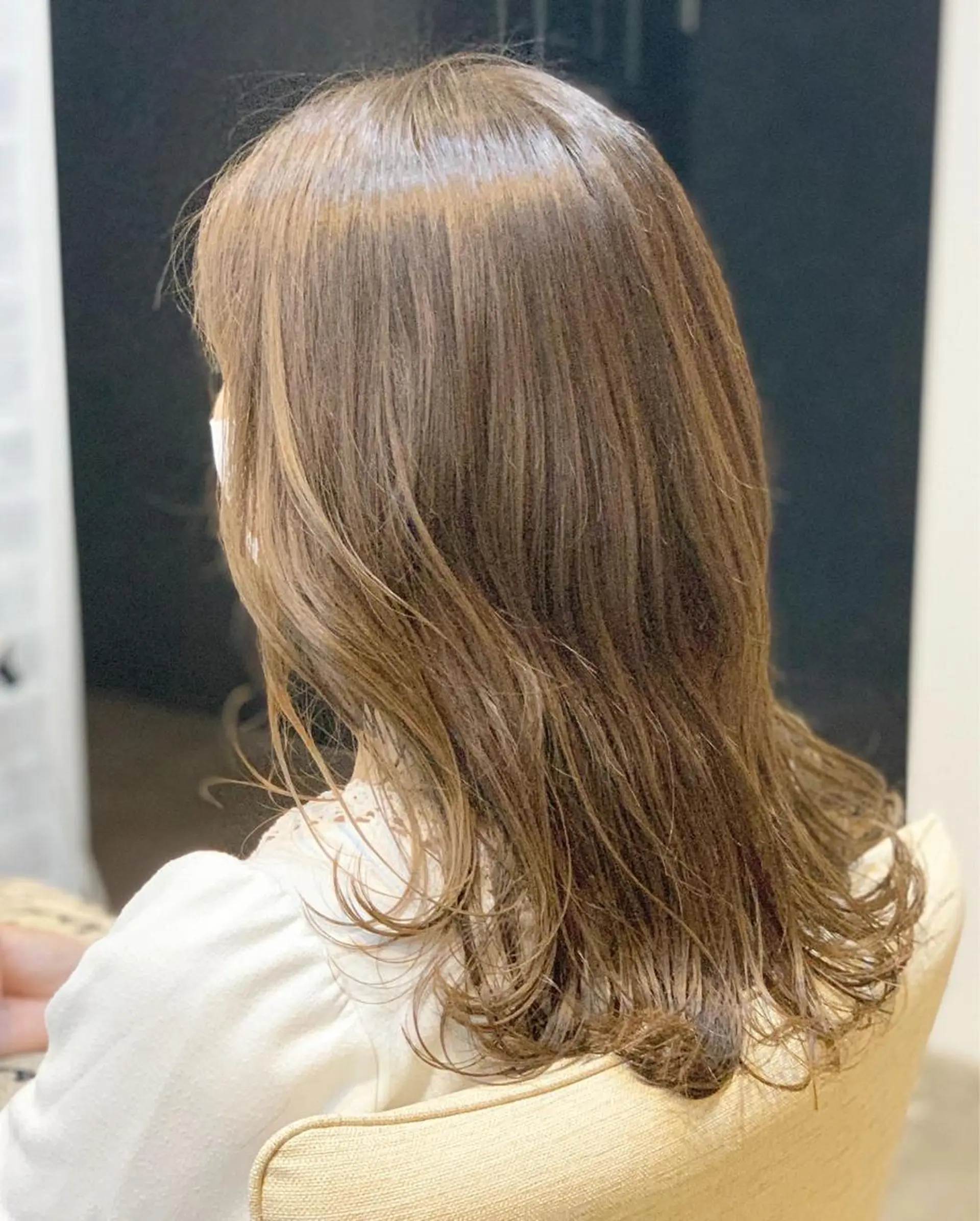 ミディアム カット ヘアカラー 向井 優汰のヘアスタイル