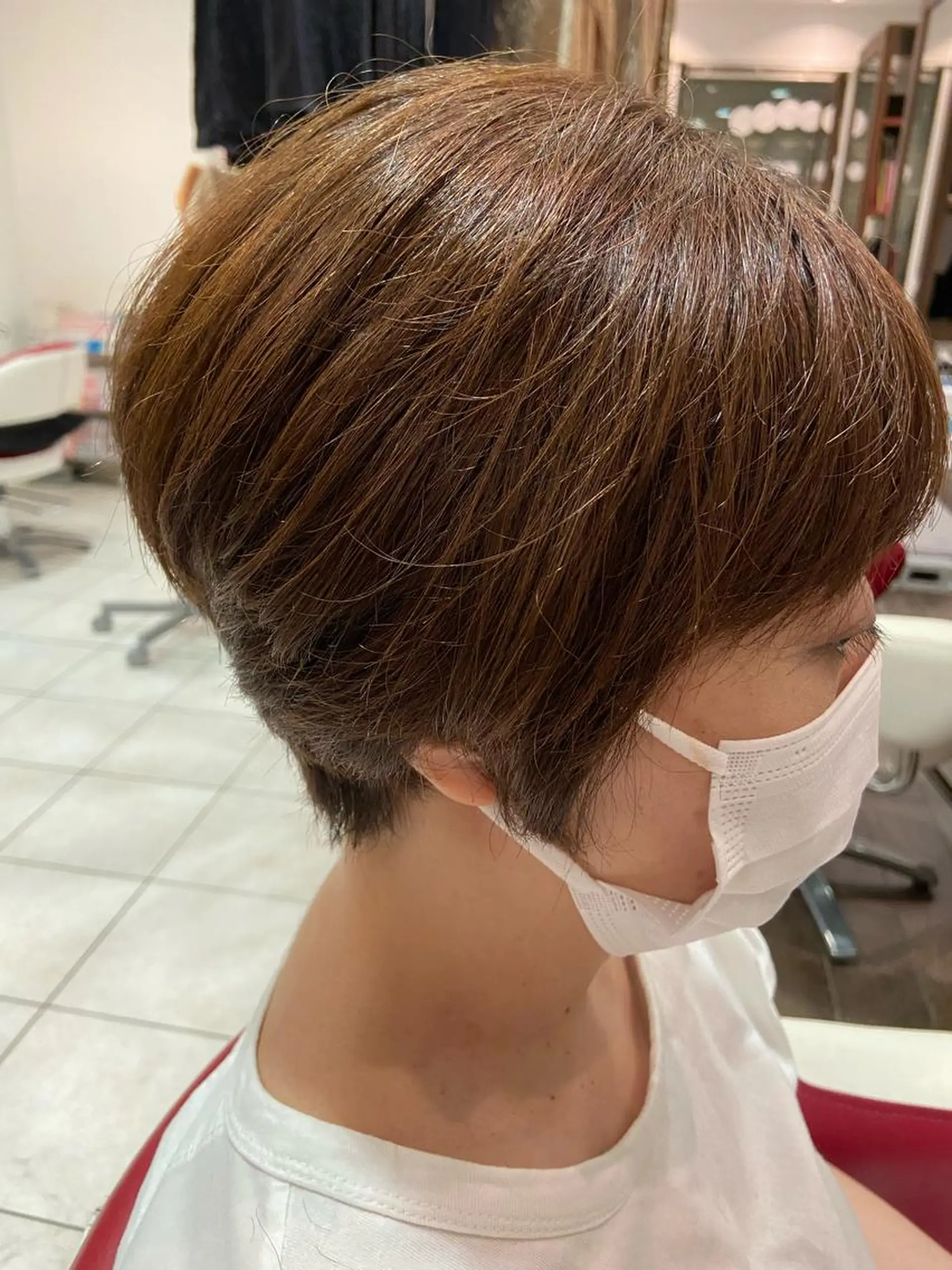 ショート ✨透明感カラー✨小形 大美✨のヘアスタイル