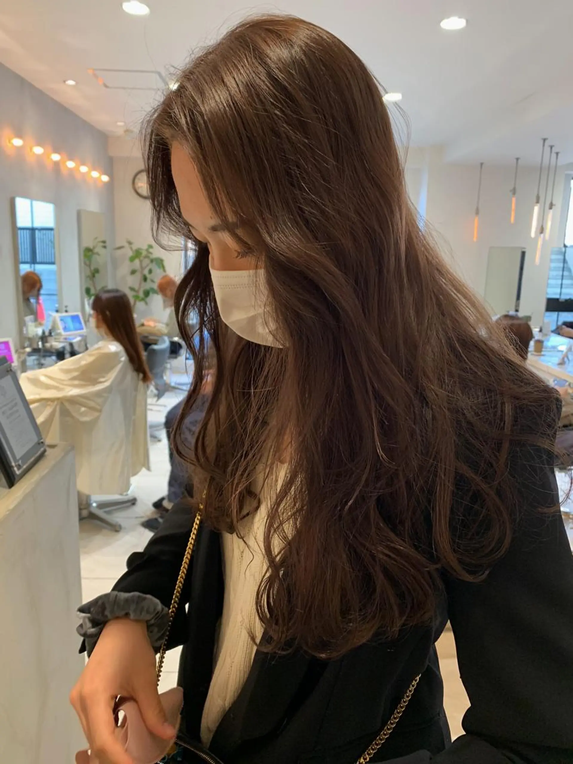 セミロング カラー ベージュカラー TENELE所属・チバ タクミのヘアスタイル