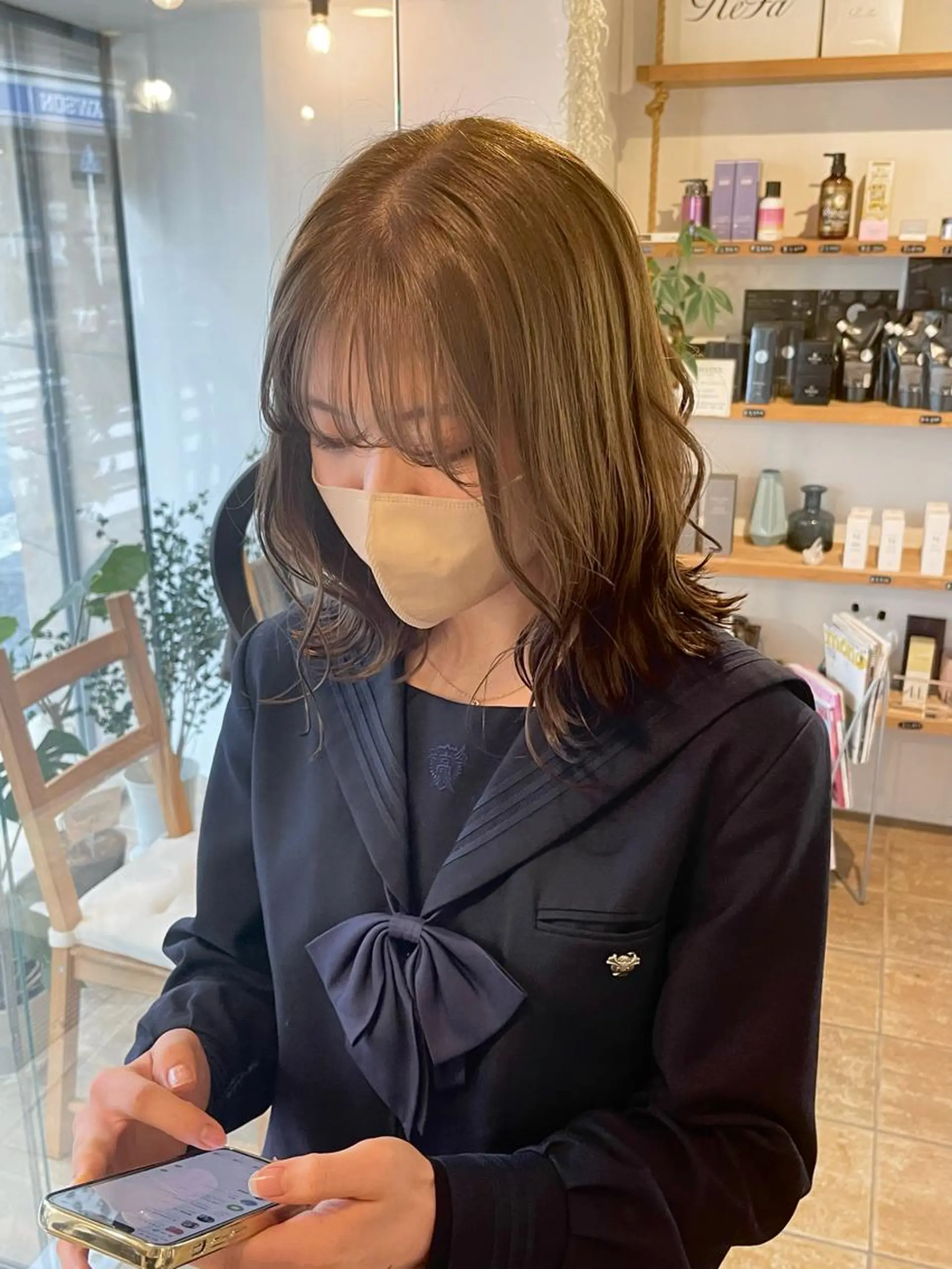 ミディアム カラー ブリーチ ブリーチなしカラー ヘアカラー トリートメント ヘアアレンジ にいた　かづしげのヘアスタイル