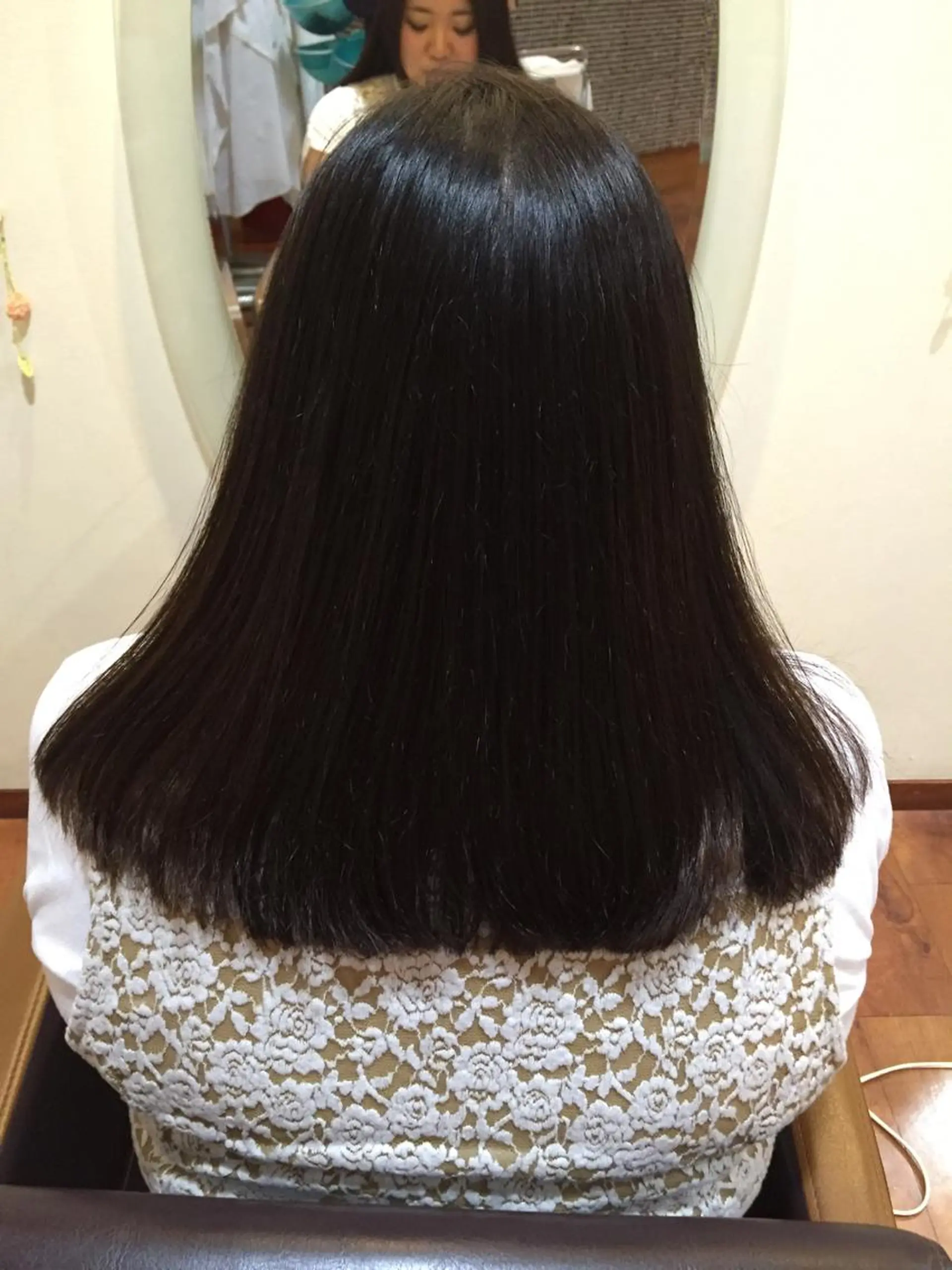 ミディアム セミロング 髪質改善・縮毛矯正/ 下村陽平のヘアスタイル