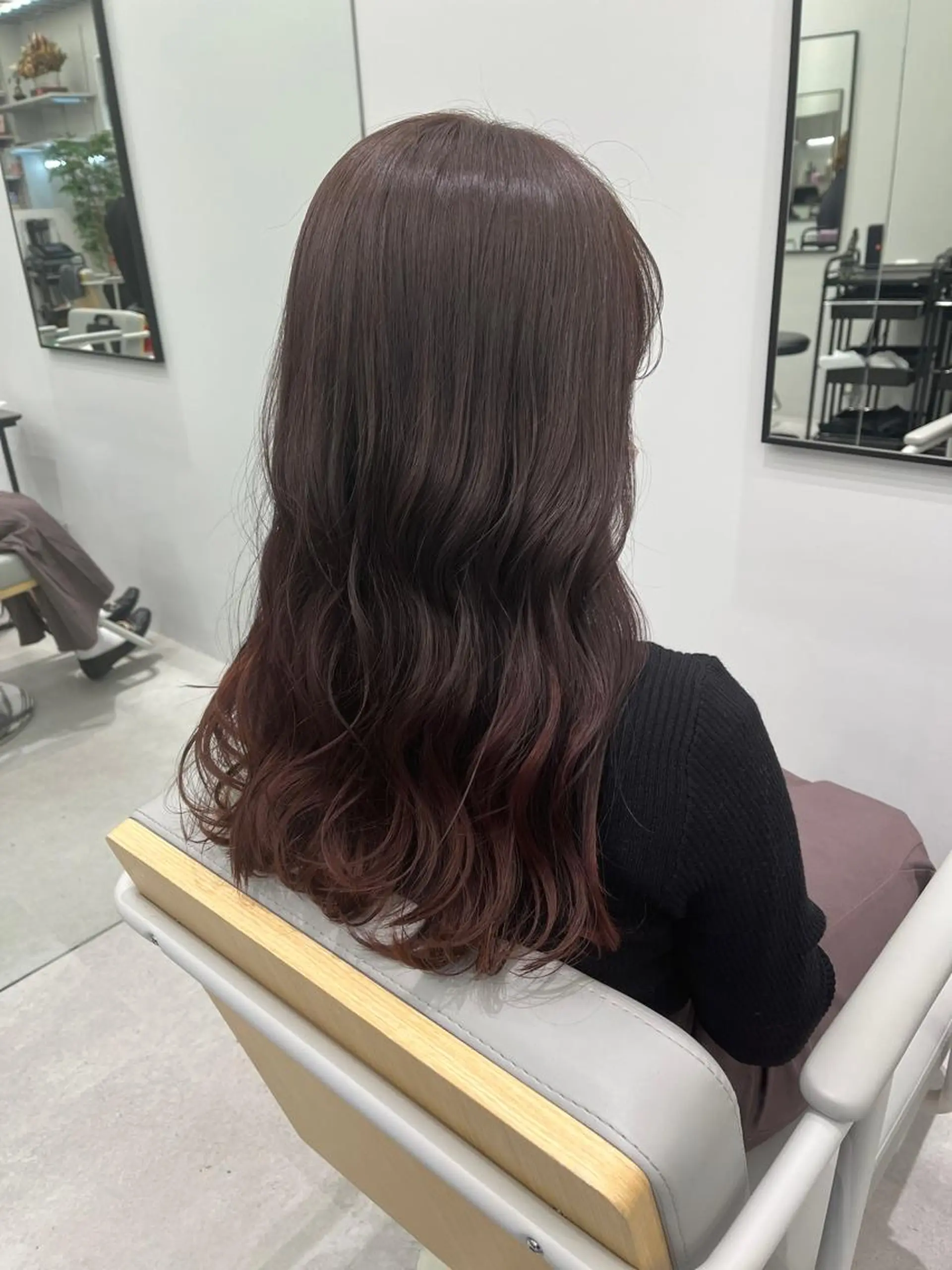 ロング カラー 菅 樹希弥のヘアスタイル