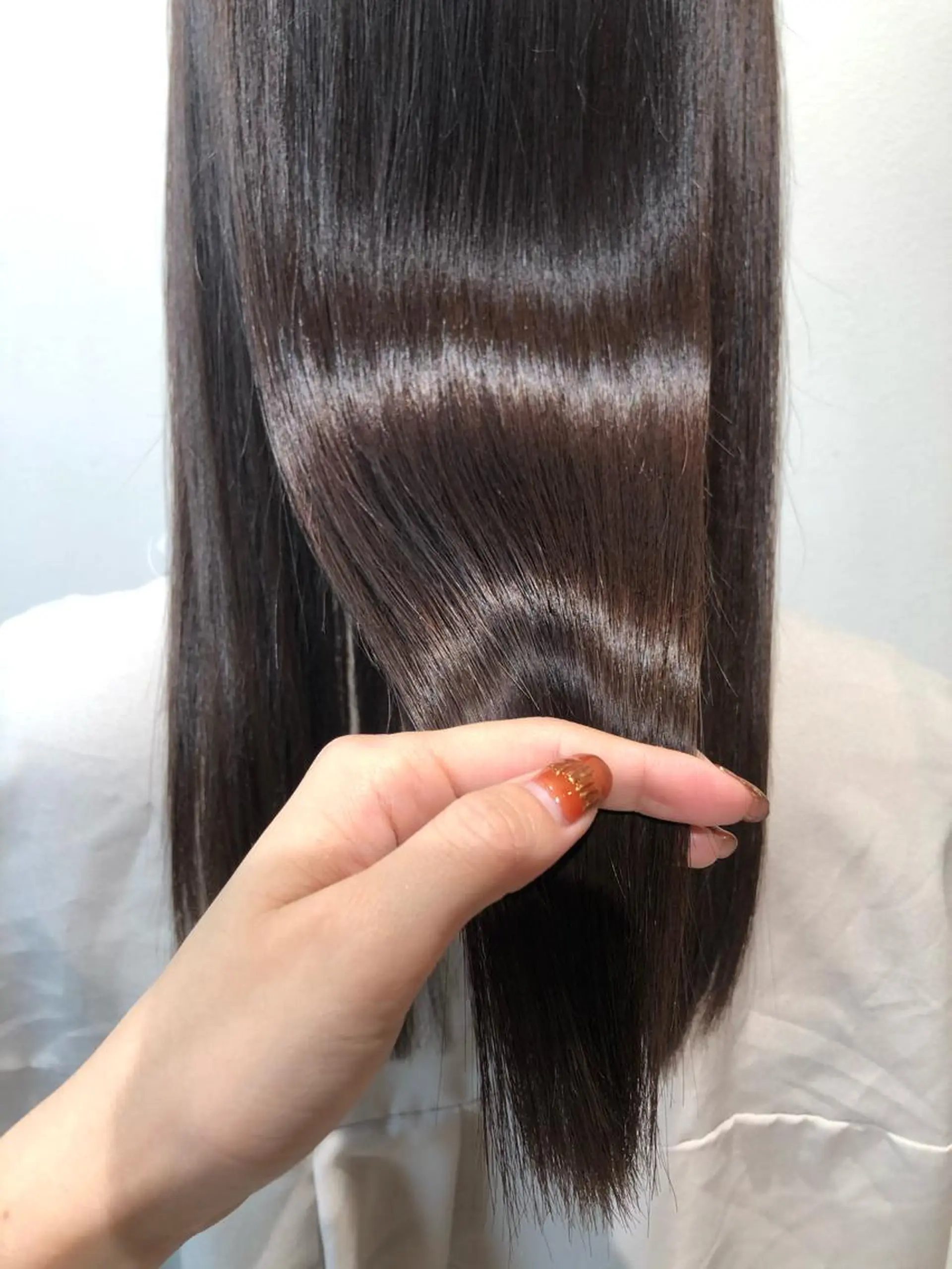 セミロング 宮久 真子のヘアスタイル