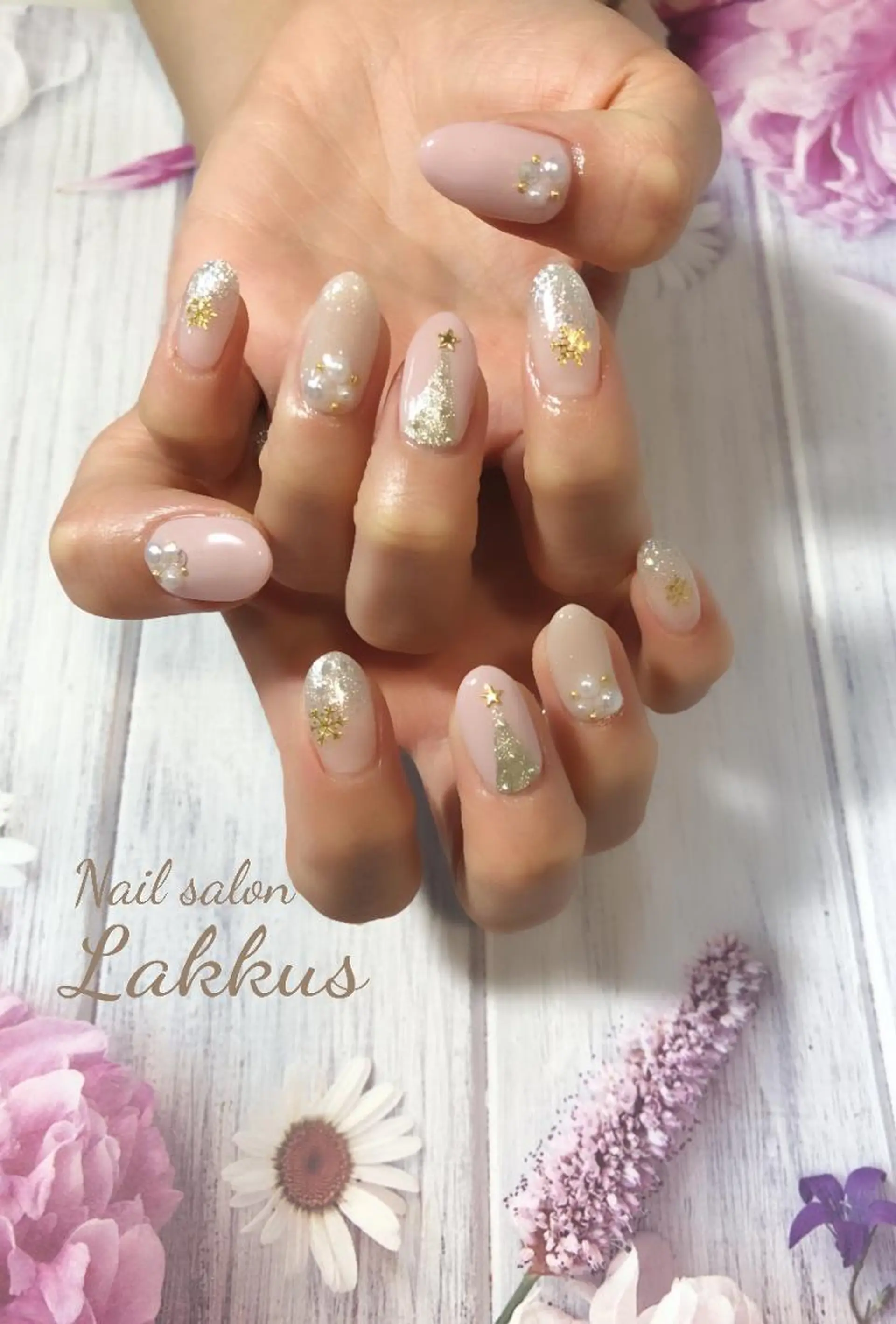 ネイル 冬ネイル クリスマス ハンドネイル Lakkus T－Mのネイルデザイン