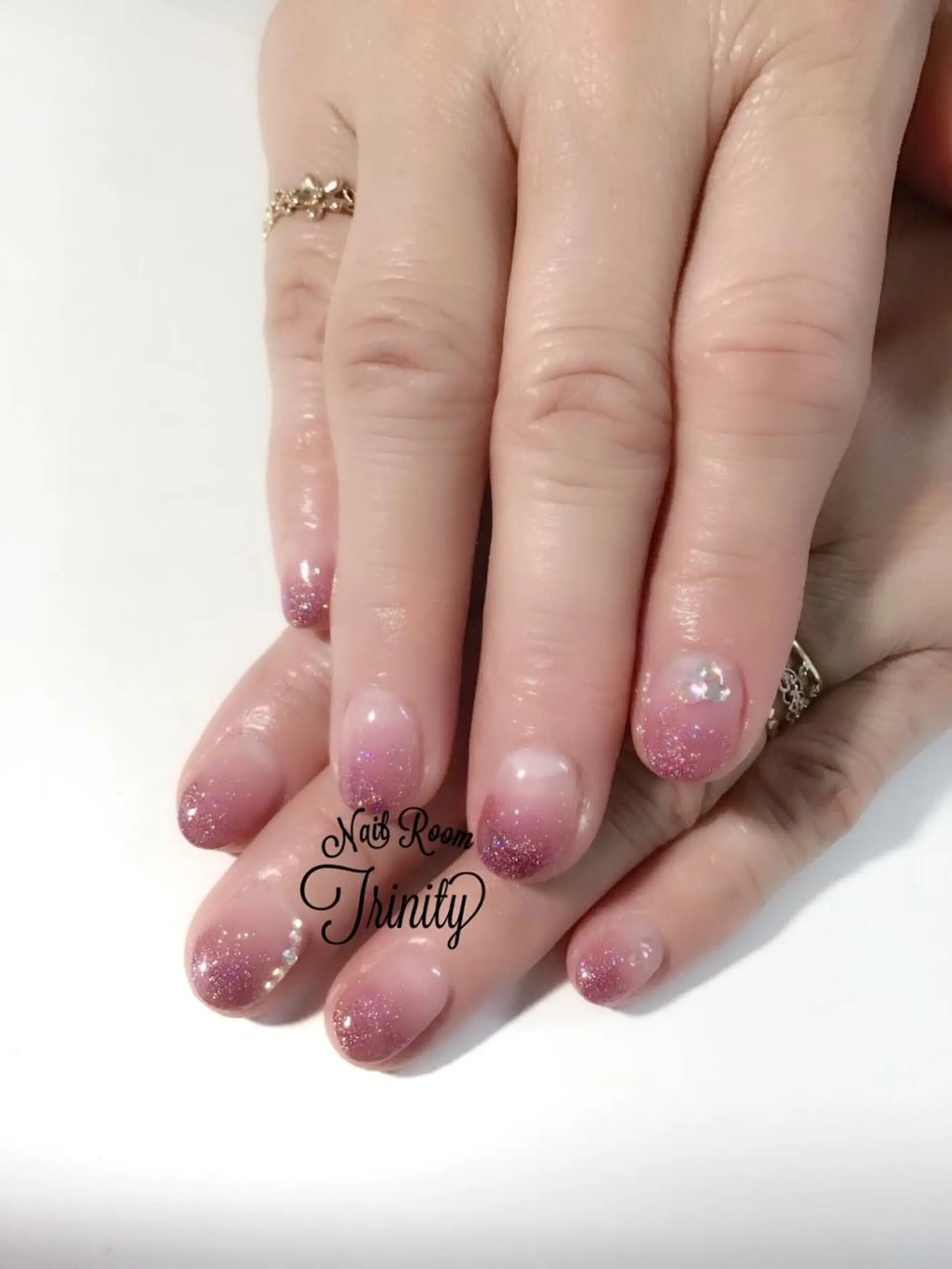 ネイル Trinity staffのネイルデザイン