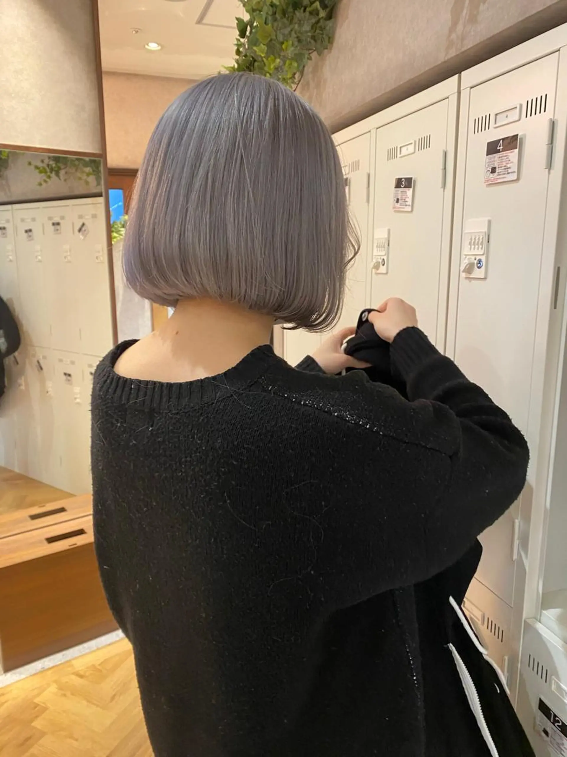 カラー ハイトーンカラー シルバー Erina レイヤー/似合わせ♡のヘアスタイル