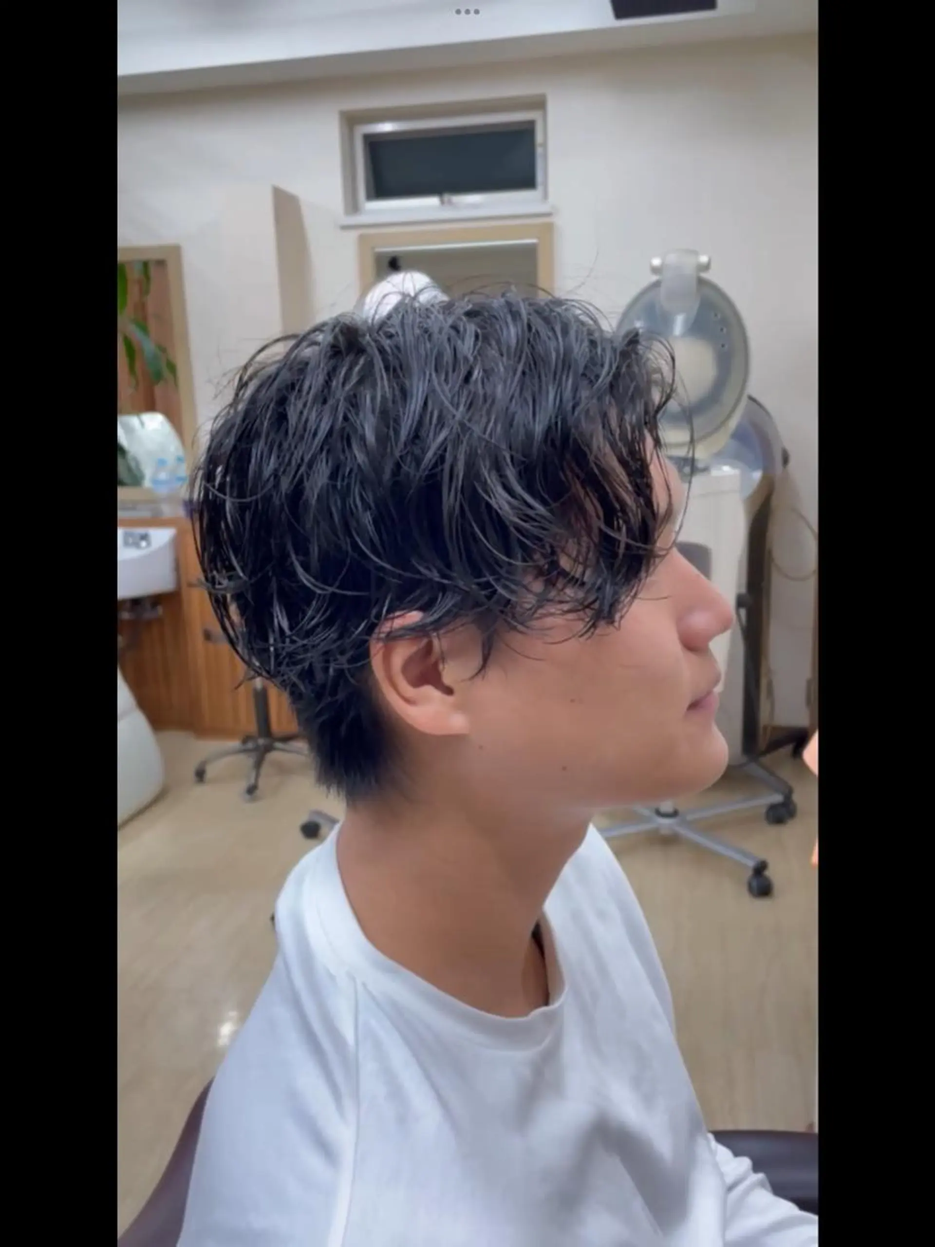 ミディアム パーマ メンズ メンズパーマ 赤司 泰樹のヘアスタイル