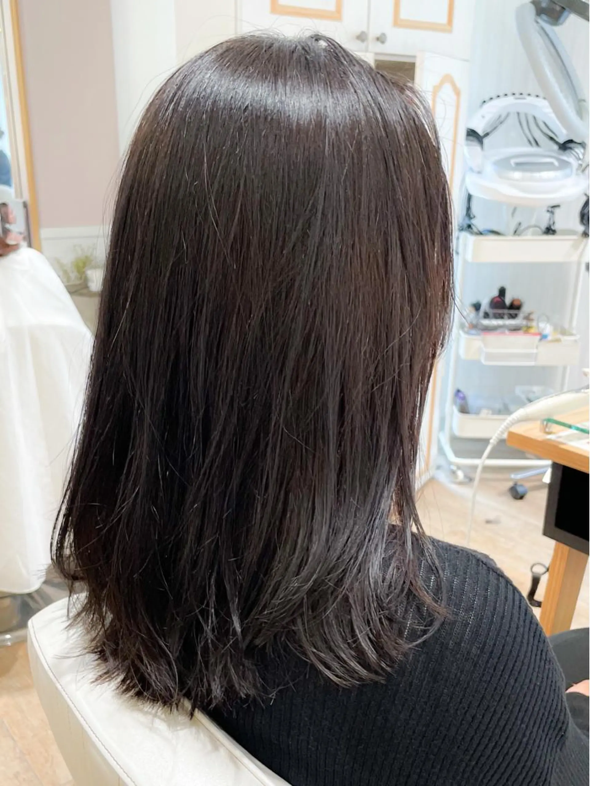 ミディアム カット ヘアカラー ✨カラー支持No.1 🧸ワキ カナコ🧸のヘアスタイル