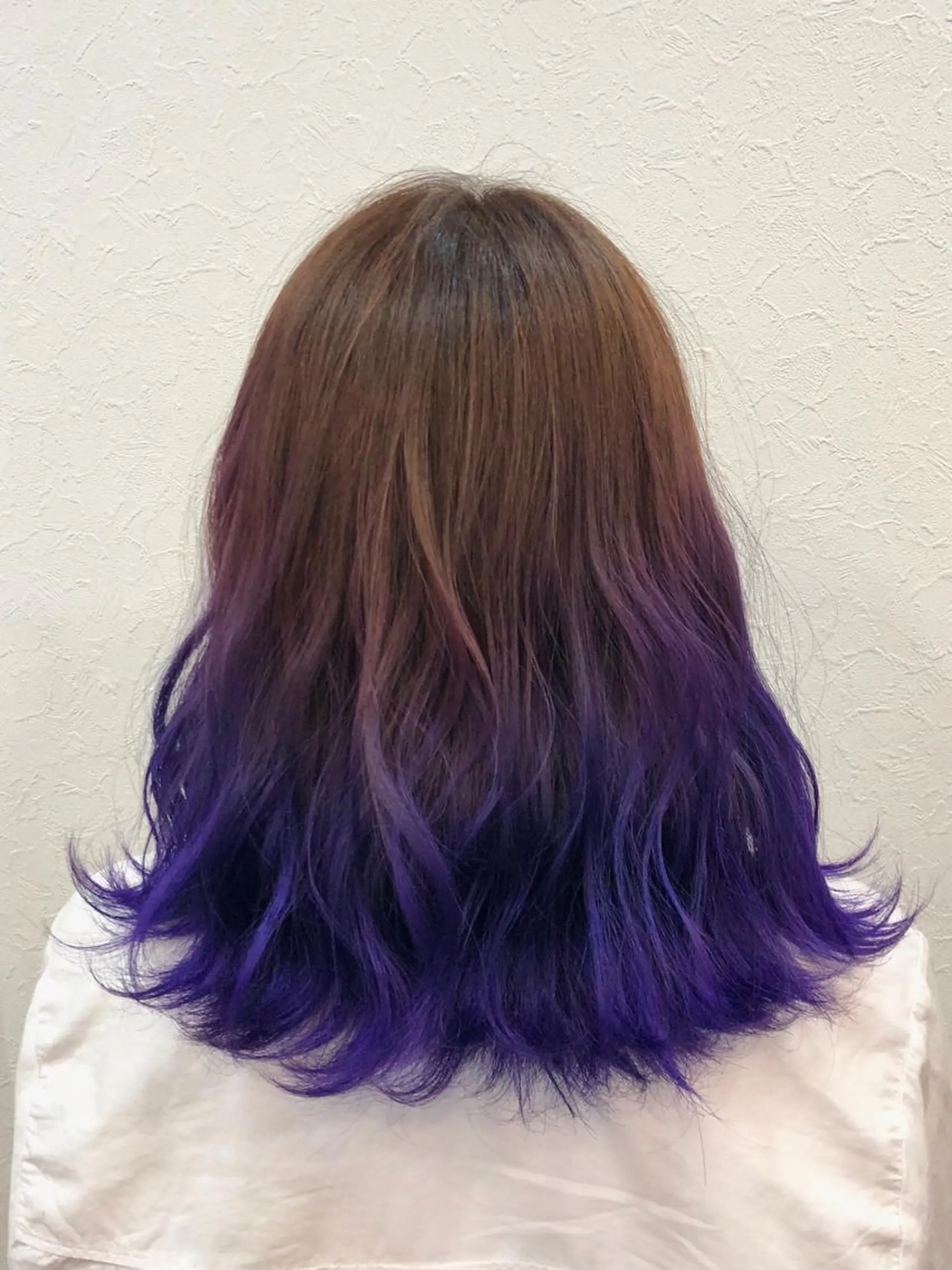 ミディアム カラー ブリーチ 韓国ヘア🤍髪質改善 🇰🇷AKANEのヘアスタイル