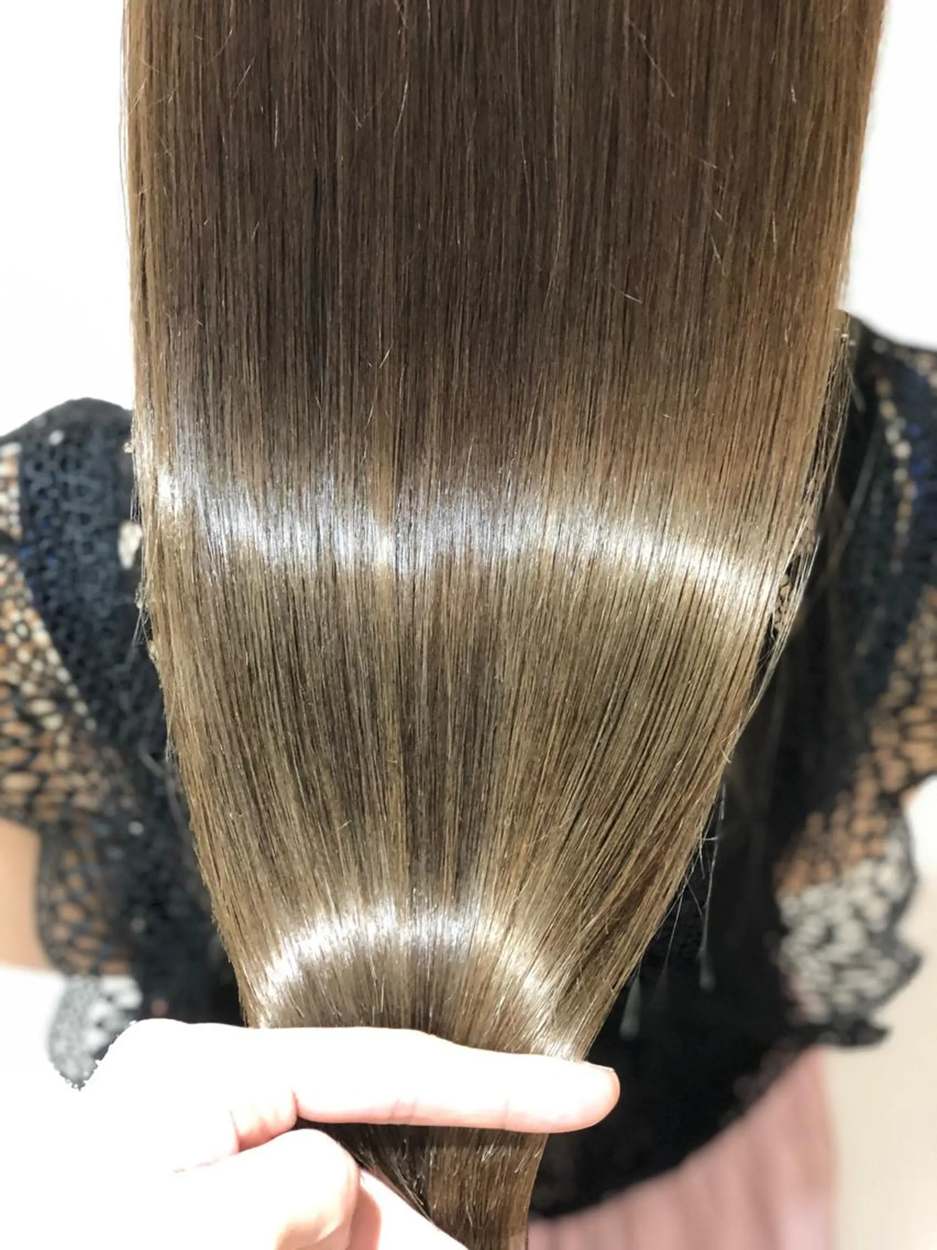 ロング カラー 🌈髪質改善特化🌈 ルフレのヘアスタイル