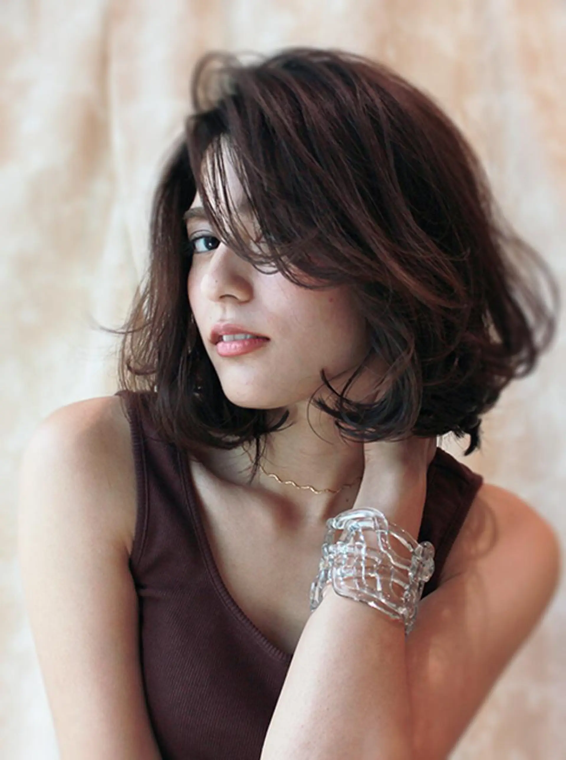 ミディアム ボブ 菅野 恵のヘアスタイル