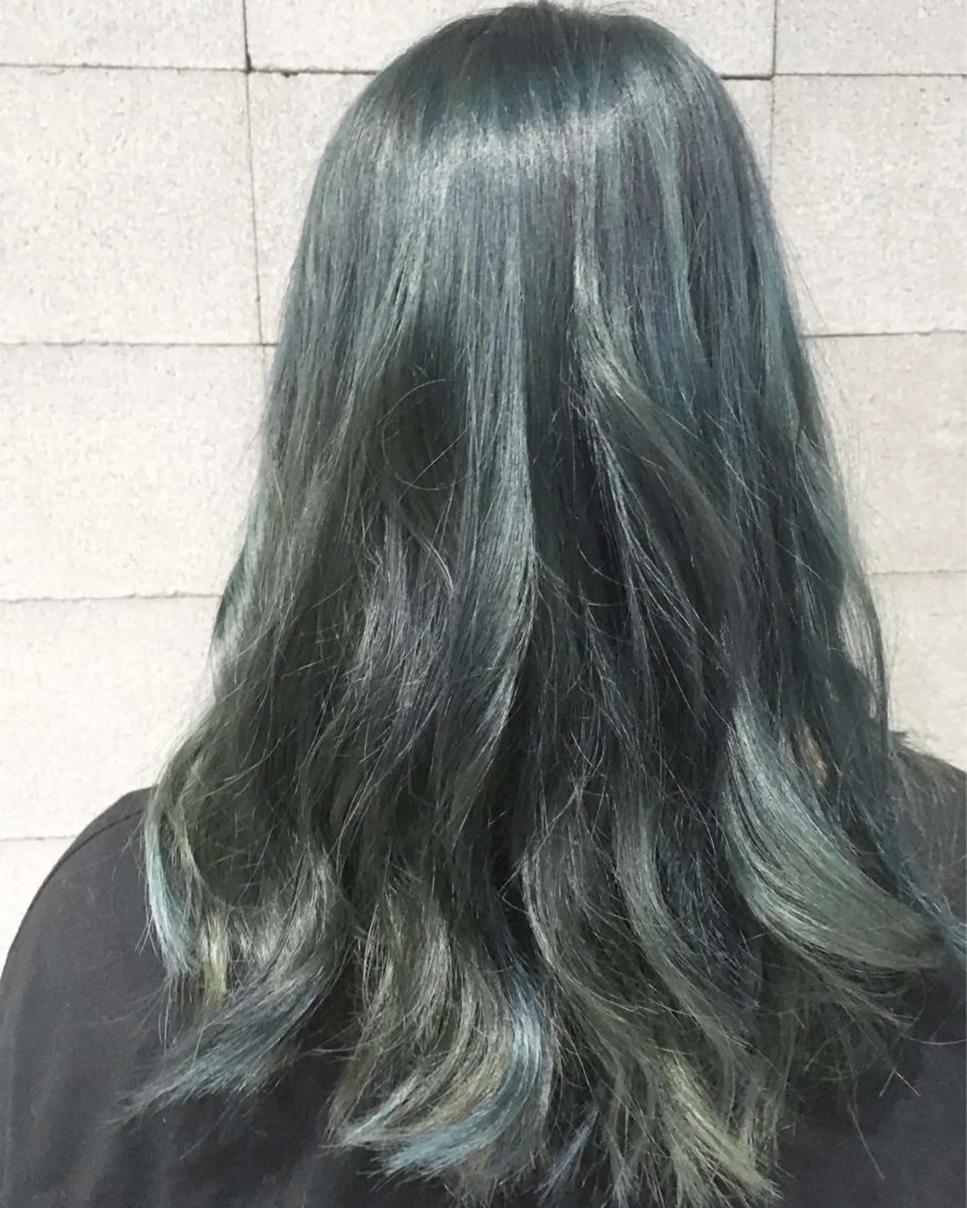 ロング カラー グレージュ カーキグレージュ カット ヘアカラー くまがい みゆ【edge.】のヘアスタイル