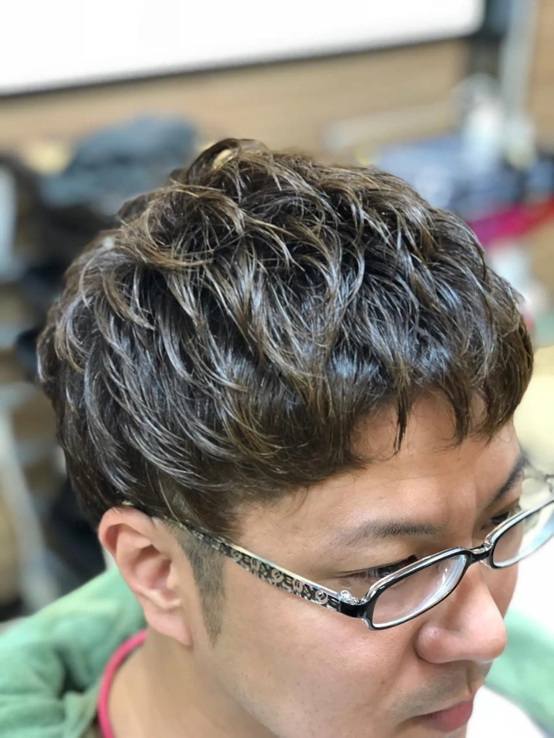 ショート カラー カット パーマ メンズ専門 AKIRAのヘアスタイル