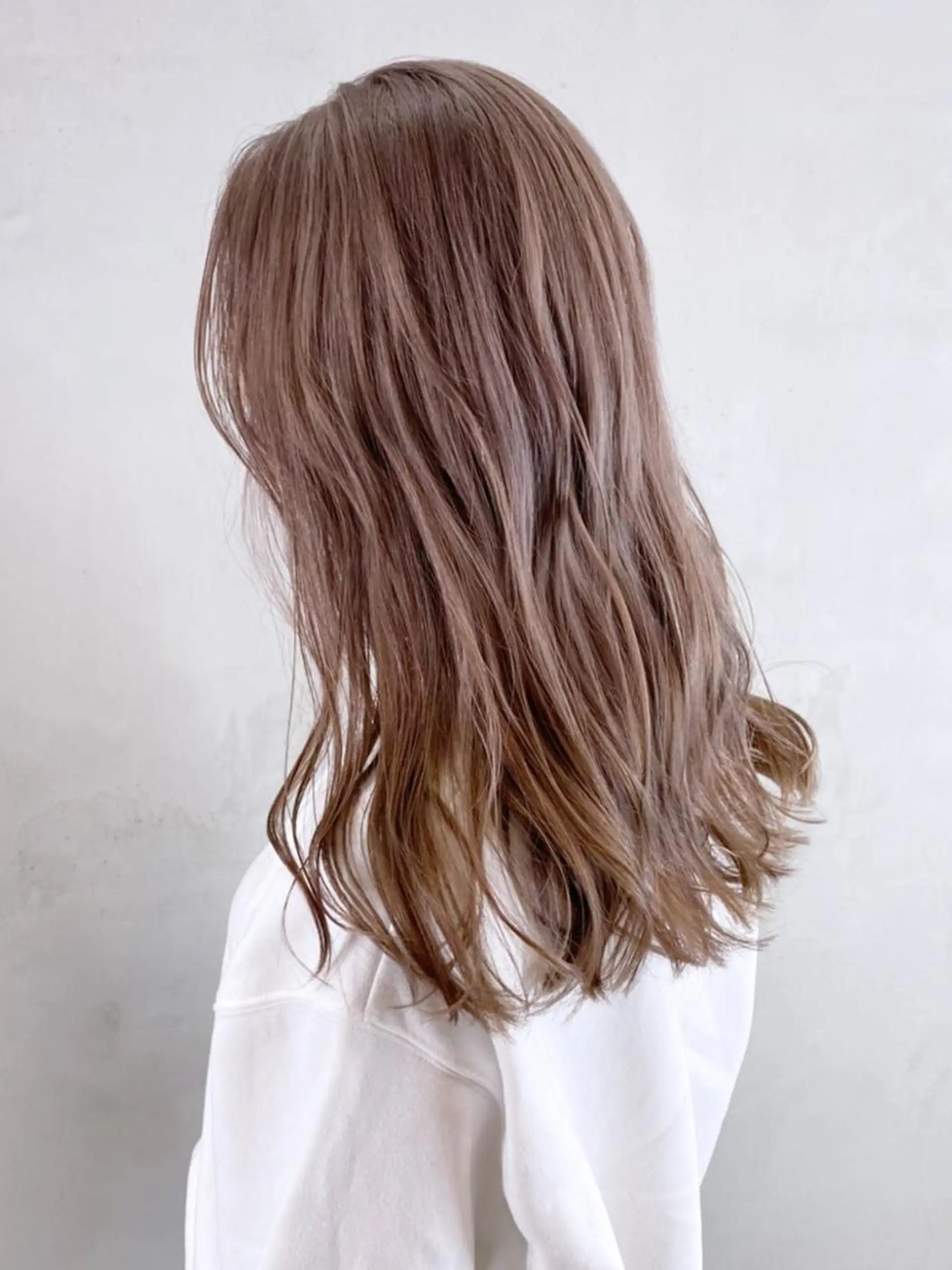 ミディアム カラー パーマ ヘアアレンジ ベージュカラー ITbyALBUM 八王子店のヘアスタイル