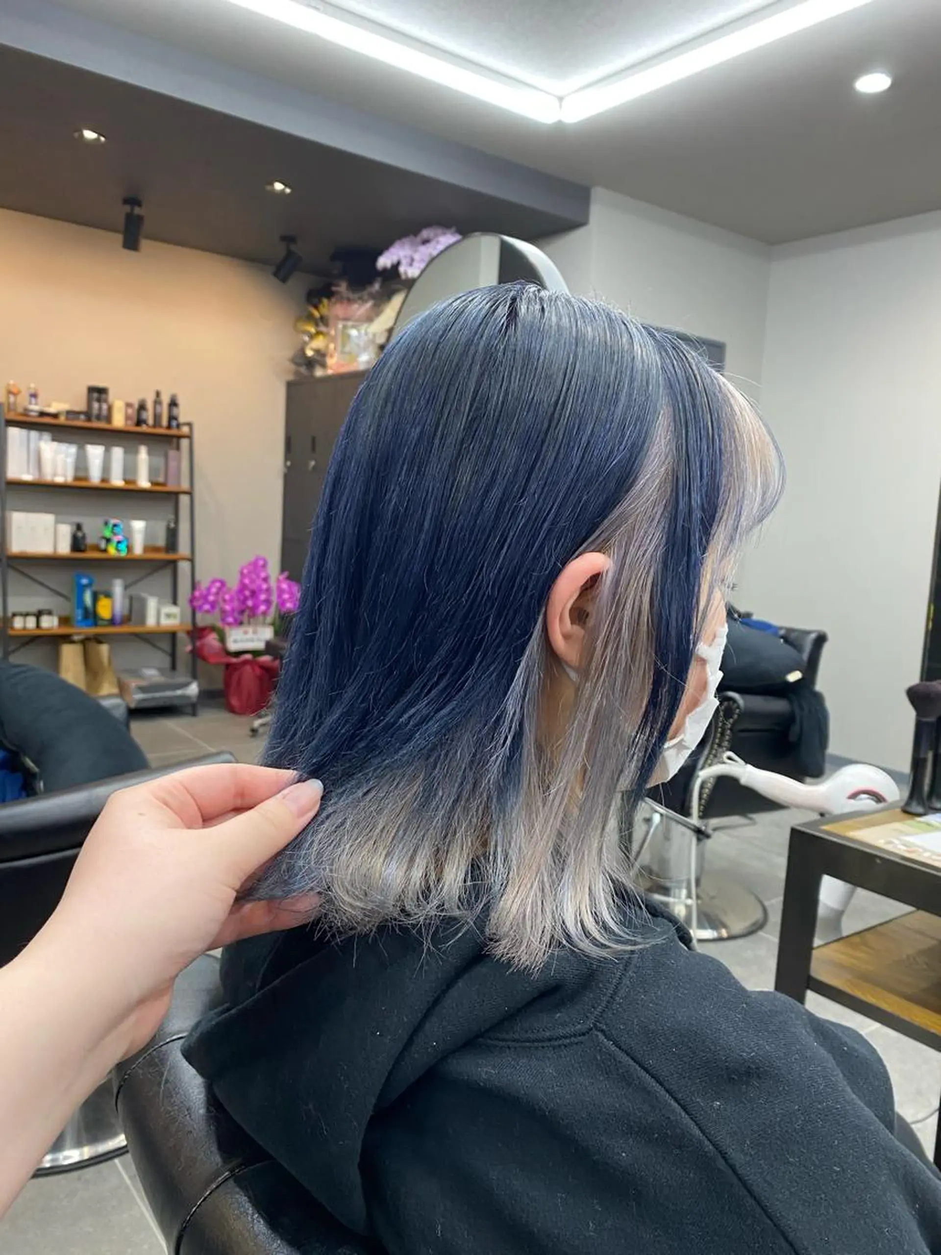 ミディアム maco 艶感ハイトーン🦋のヘアスタイル