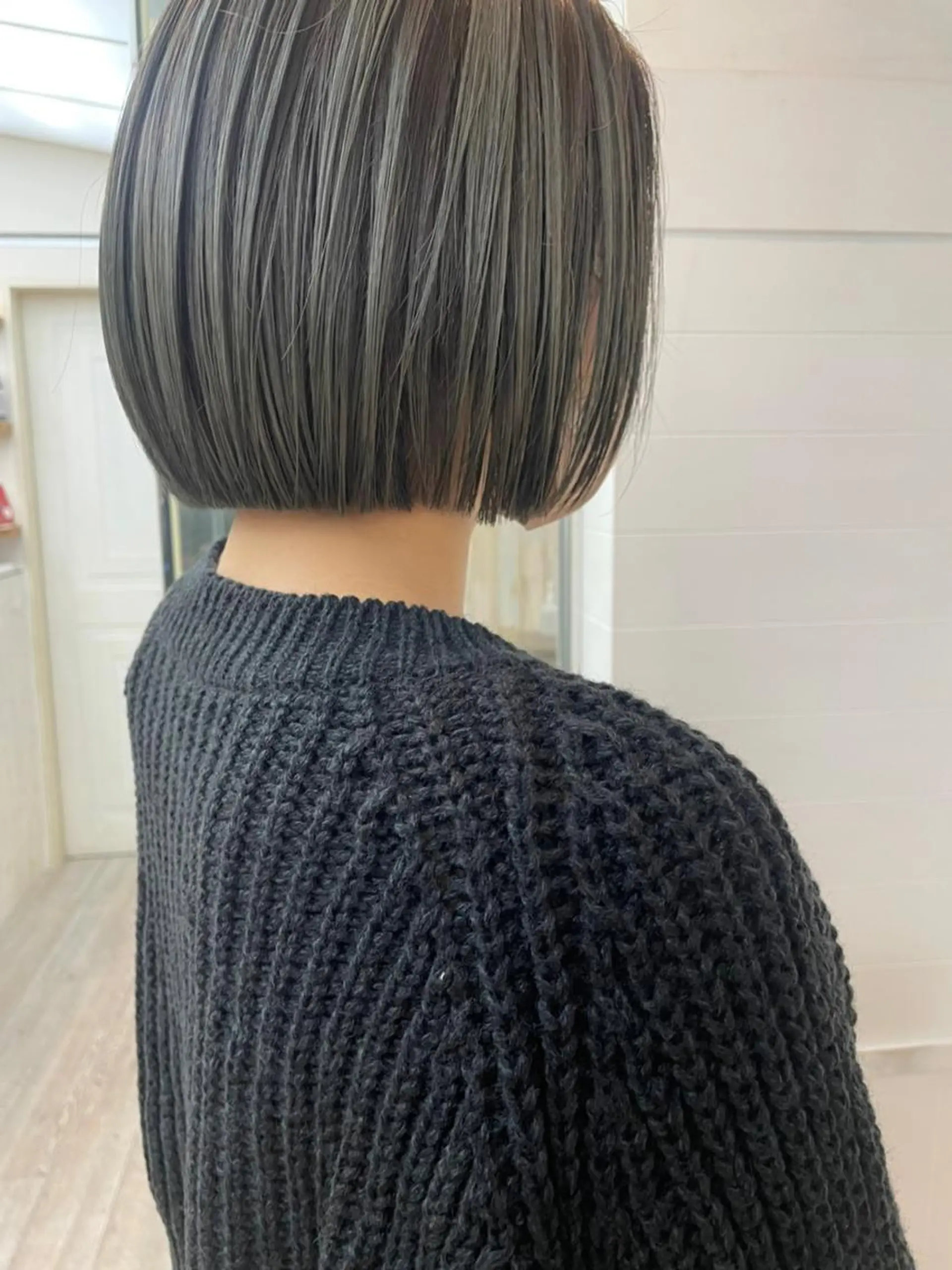 セミロング パーマ カラー セミロングパーマ バレイヤージュ ブリーチ ケアブリーチ デザインカラー カット ヘアカラー トリートメント 初めでも安心🌟 newi町田✂のヘアスタイル