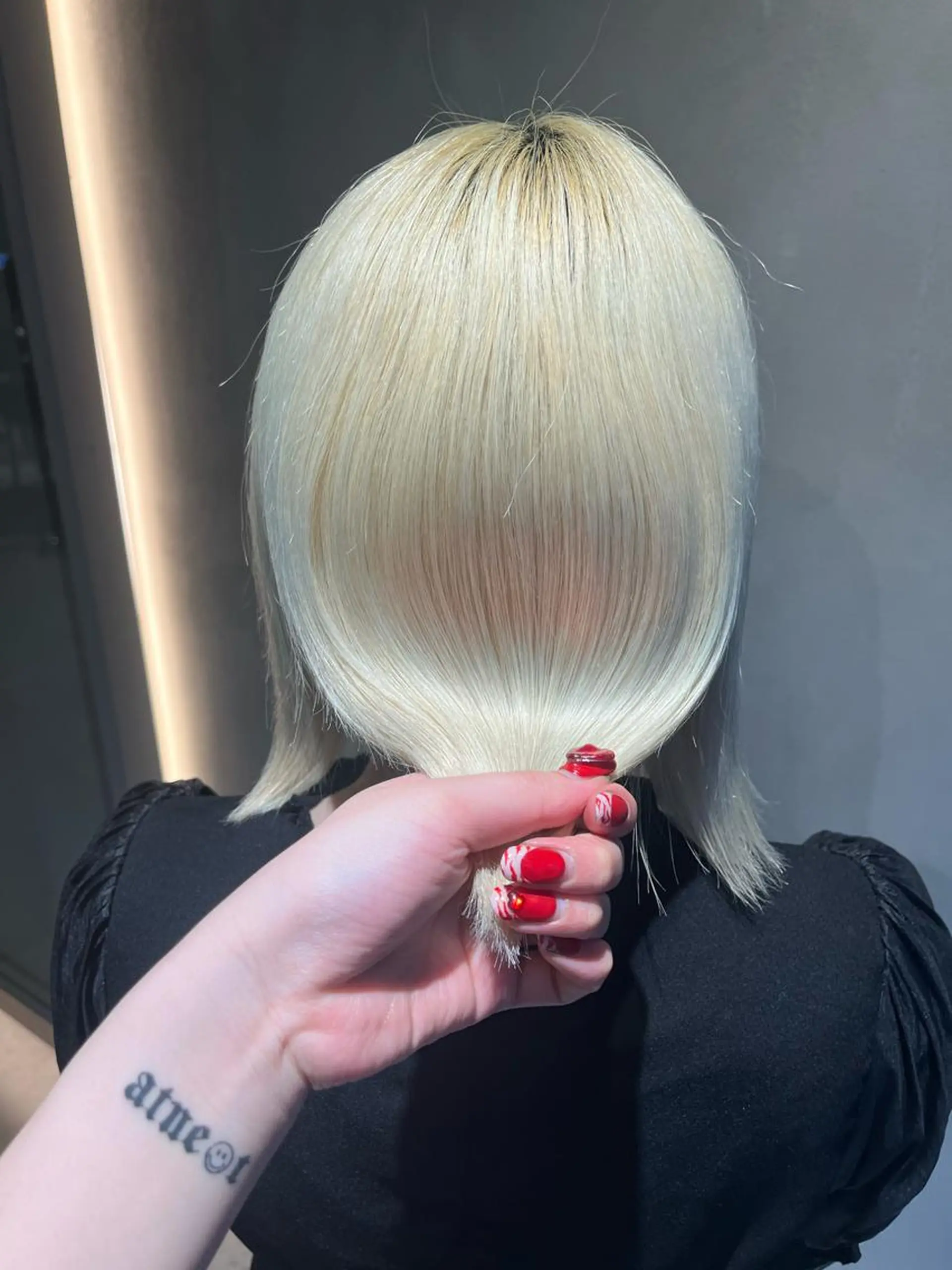 ミディアム TaNa. 笑南(えみな)のヘアスタイル
