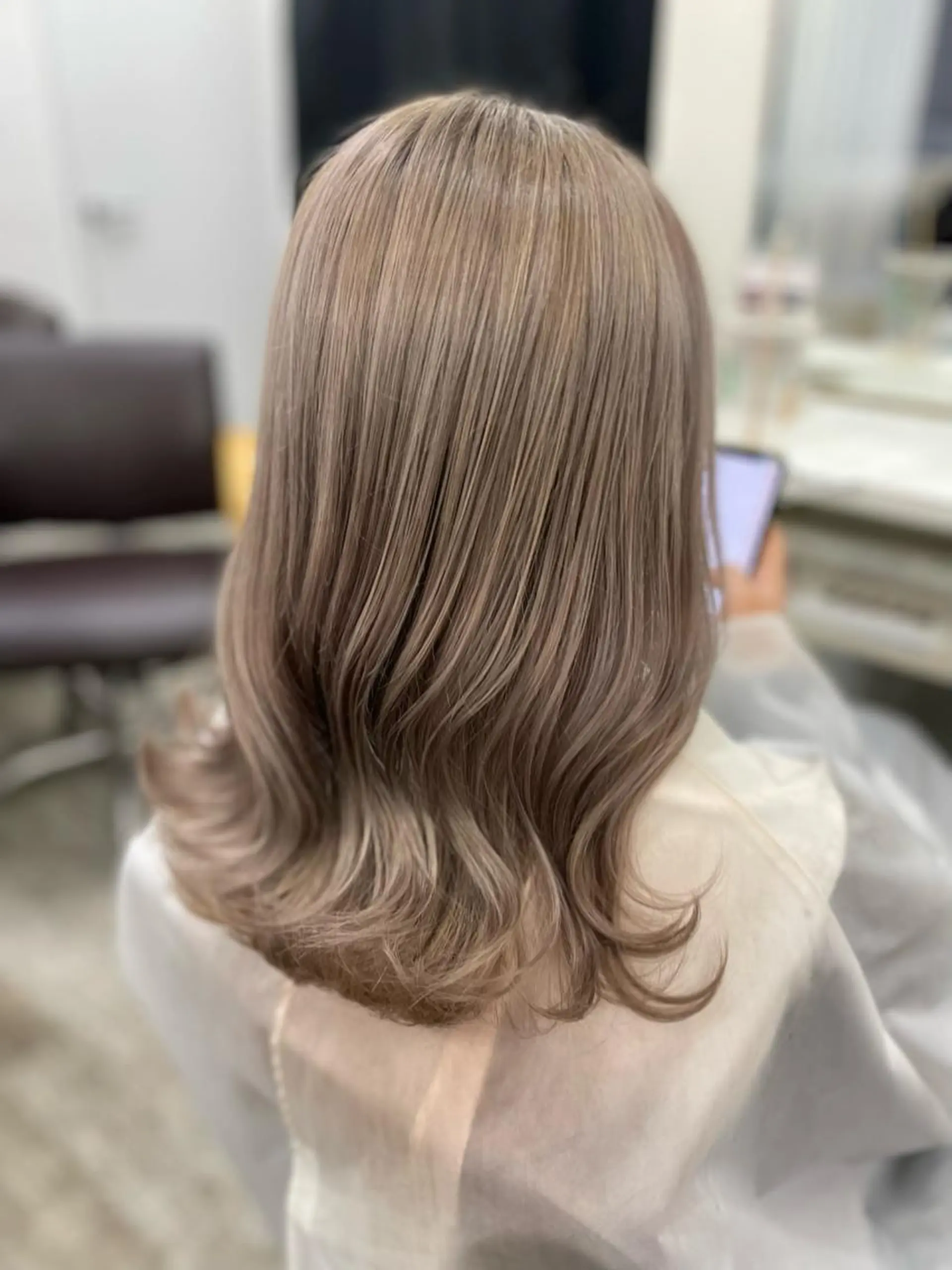 ロング カラー ヘアカラー ヘアセット 韓国ヘア🤍髪質改善 🇰🇷AKANEのヘアスタイル