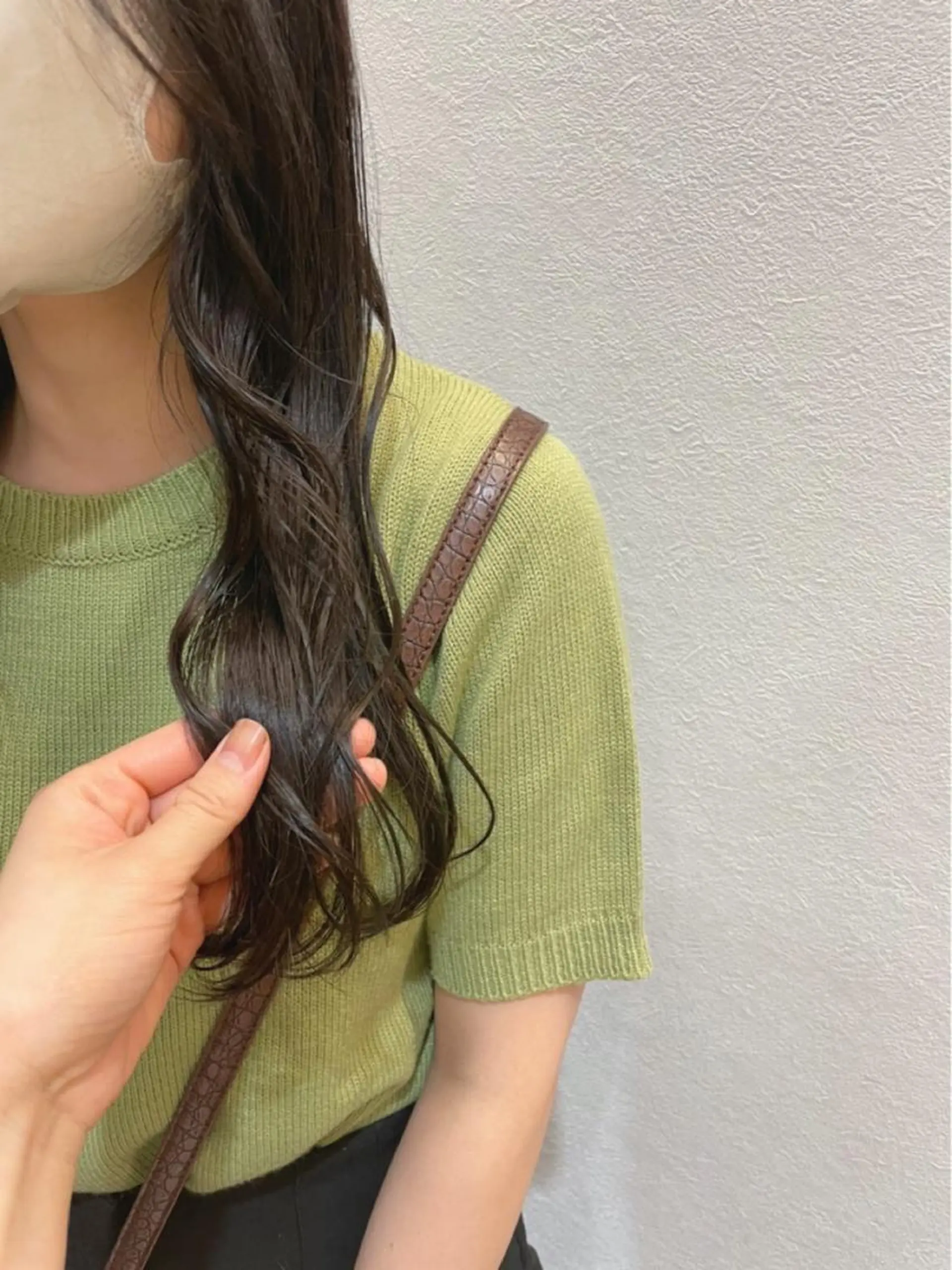 ロング カラー 岡本 梨沙のヘアスタイル