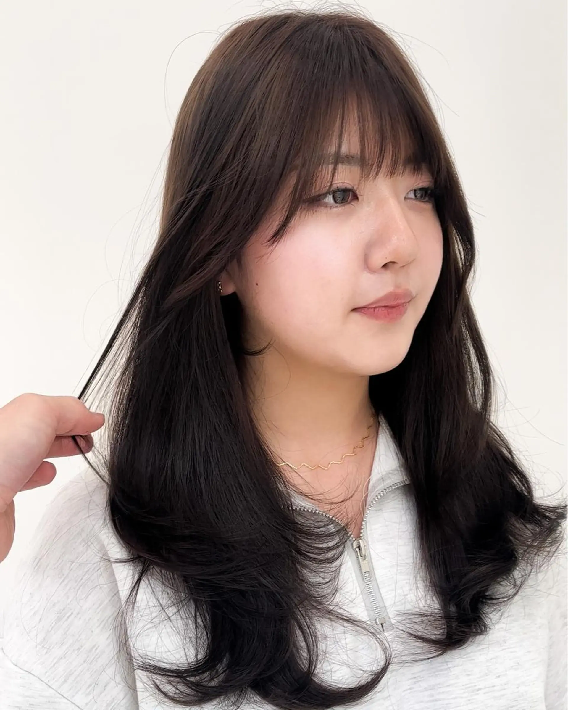 セミロング カラー ハイレイヤー レイヤーカット カット ヘアカラー トリートメント ミタニ/髪質改善 /レイヤーカットのヘアスタイル