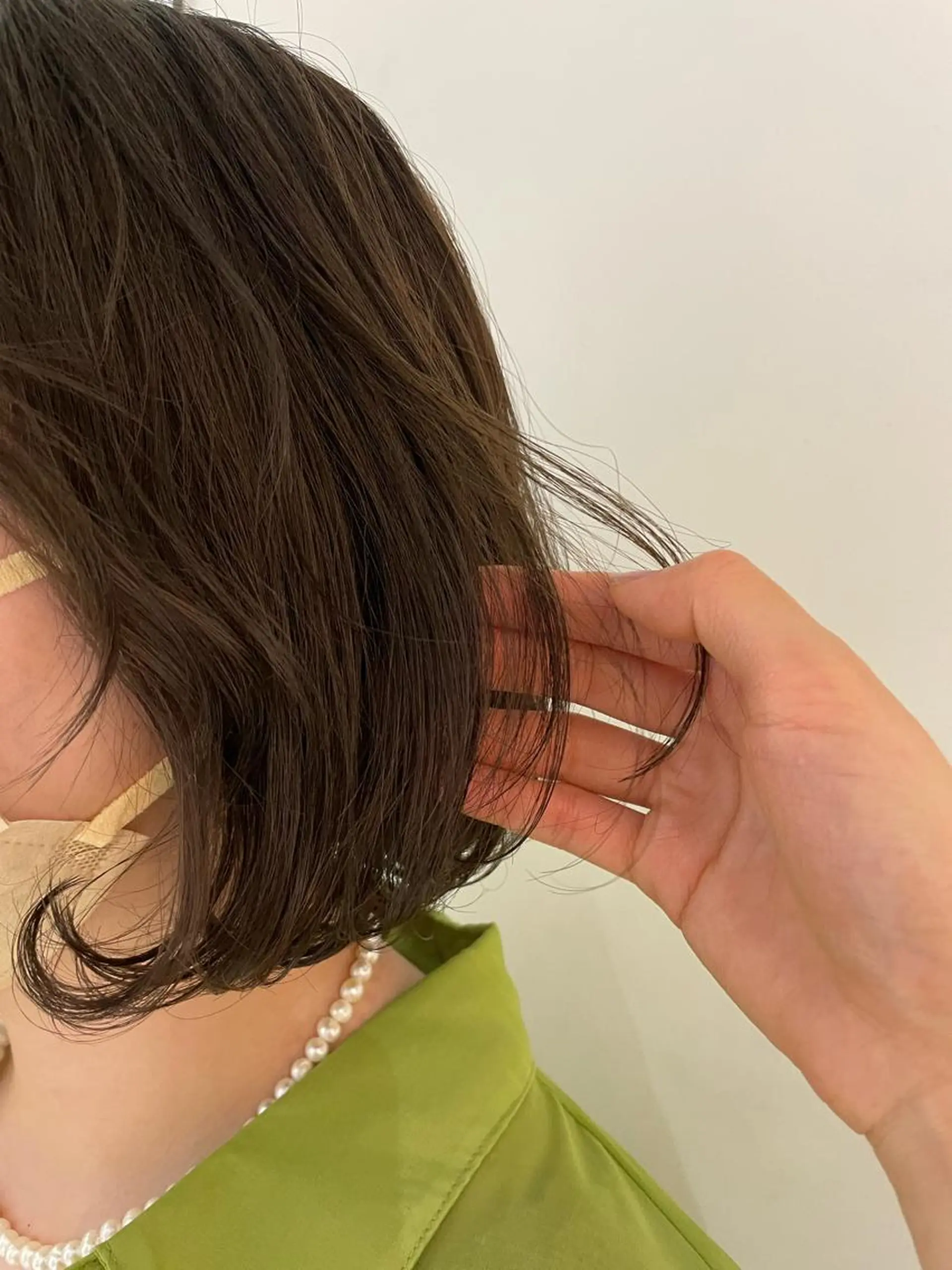 ミディアム カラー une所属・kunimi harukaのヘアスタイル