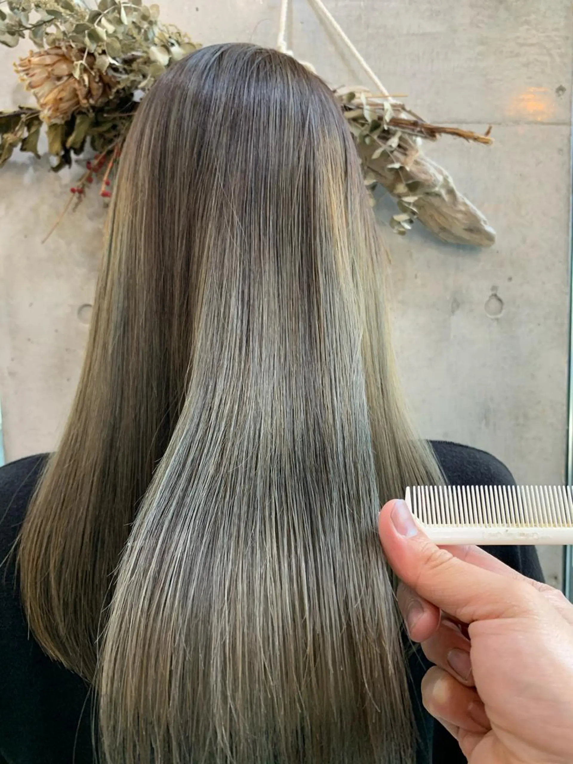 ロング カラー 透明感カラー 髪質改善 トリートメント プルエクステで憧れの ロングヘアに✨蛇石のヘアスタイル