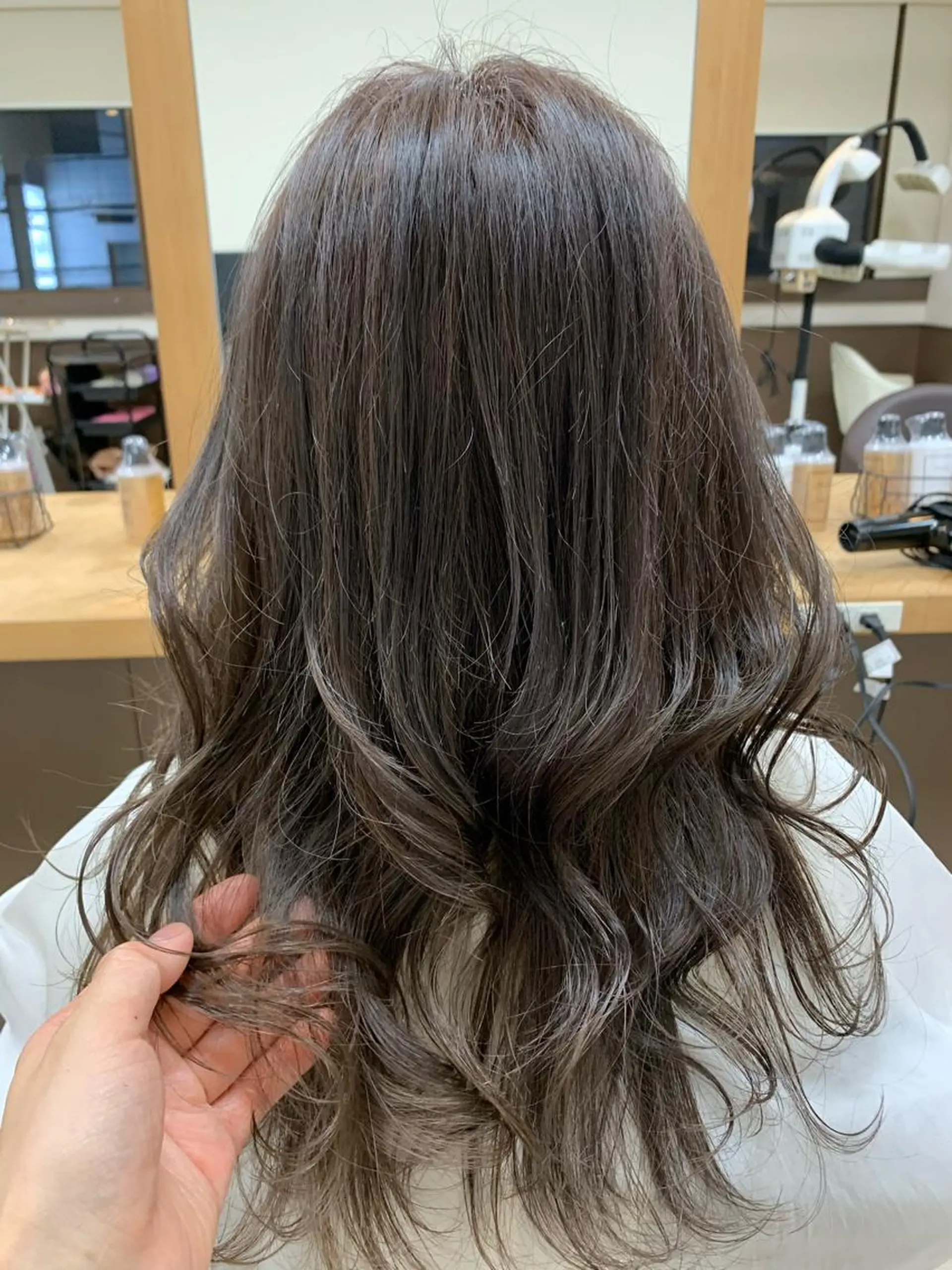 ロング カラー カット ヘアカラー トリートメント Lien 深井店のヘアスタイル