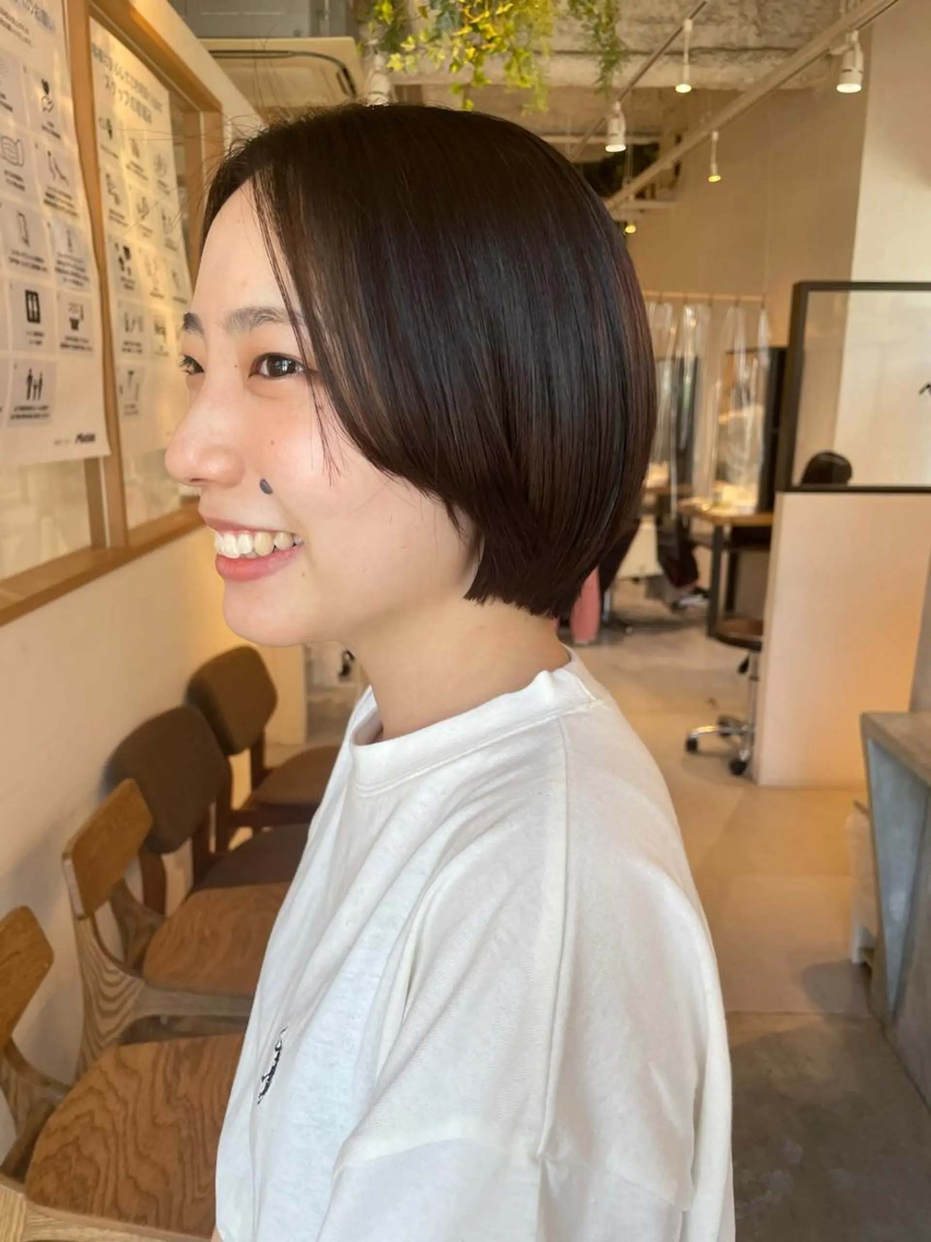 ショート カット 齊藤 桃子のヘアスタイル